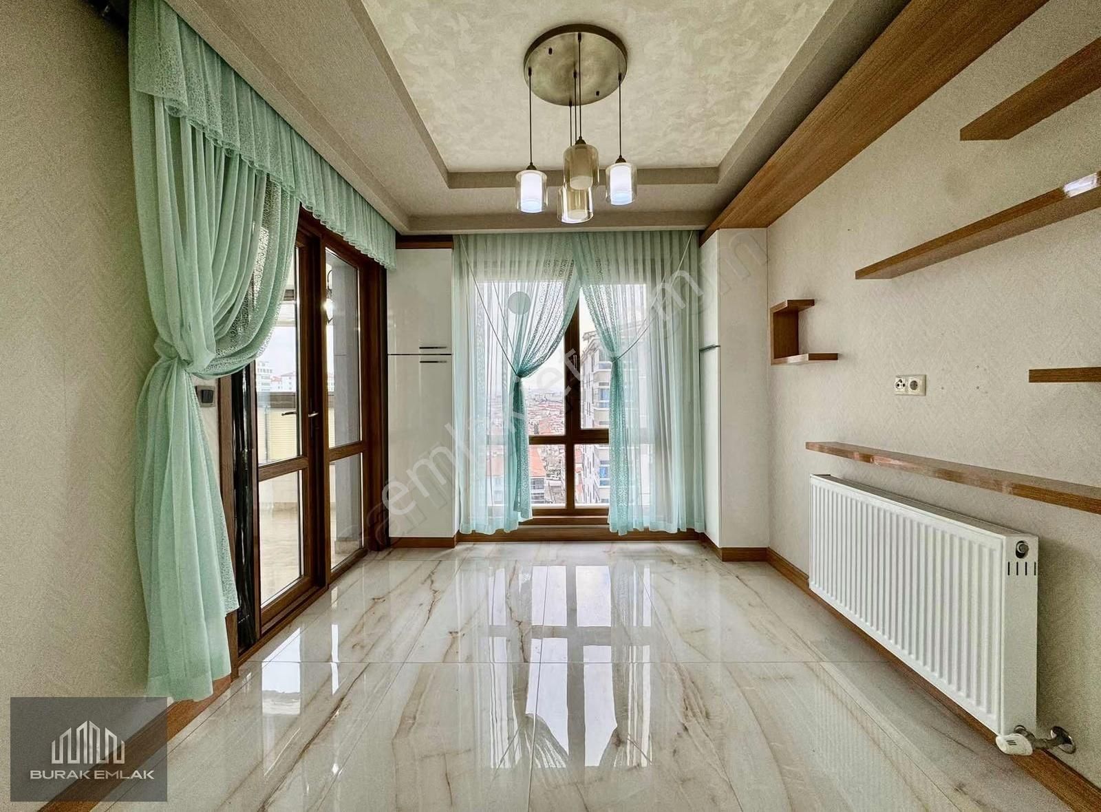 Buraktan Hastane Yanı Özel İşçilikli Sitede 10.kat 4+1 K.garajlı - Görsel 3