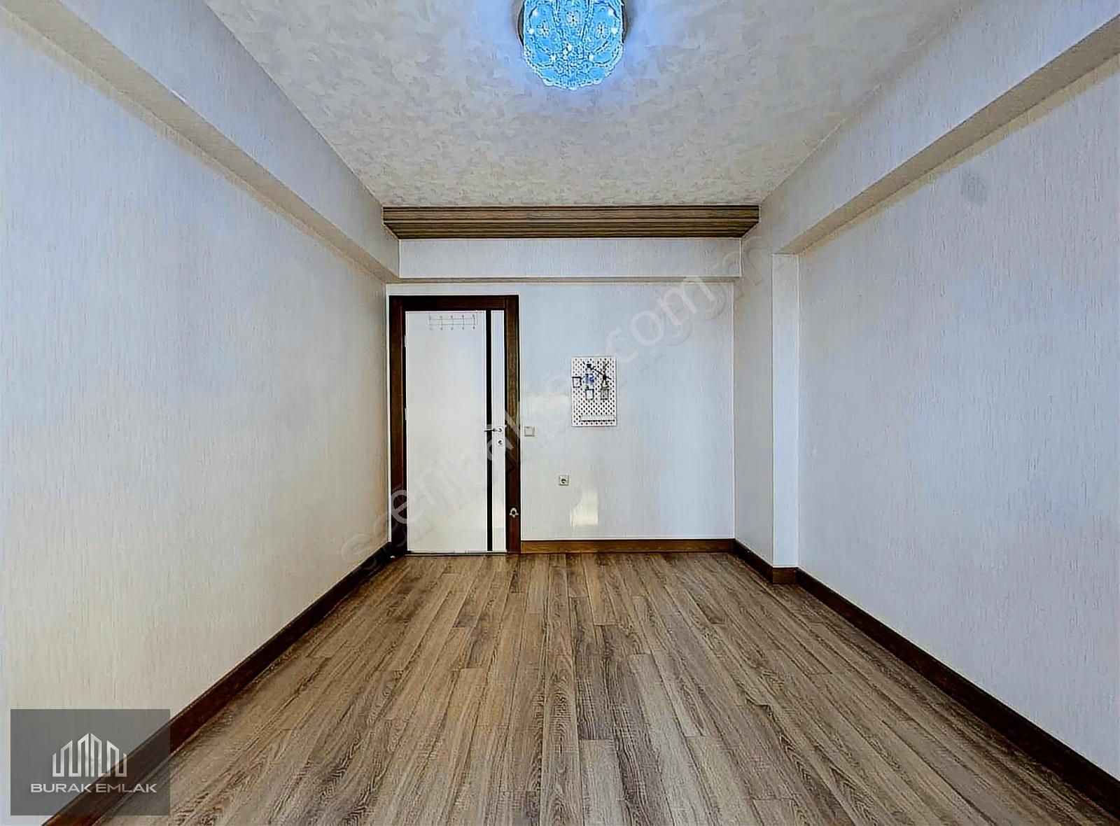 Buraktan Hastane Yanı Özel İşçilikli Sitede 10.kat 4+1 K.garajlı - Görsel 28