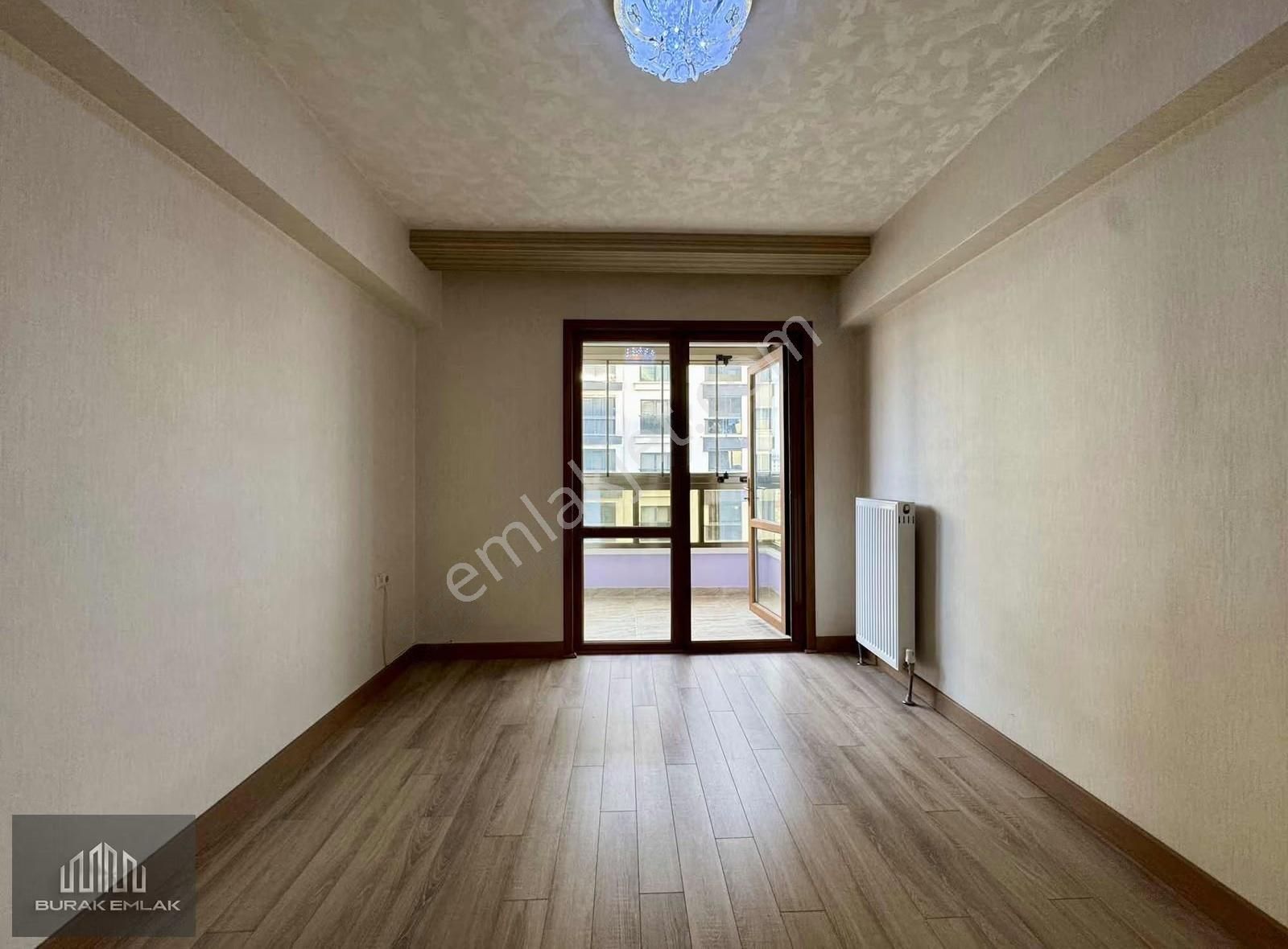 Buraktan Hastane Yanı Özel İşçilikli Sitede 10.kat 4+1 K.garajlı - Görsel 17