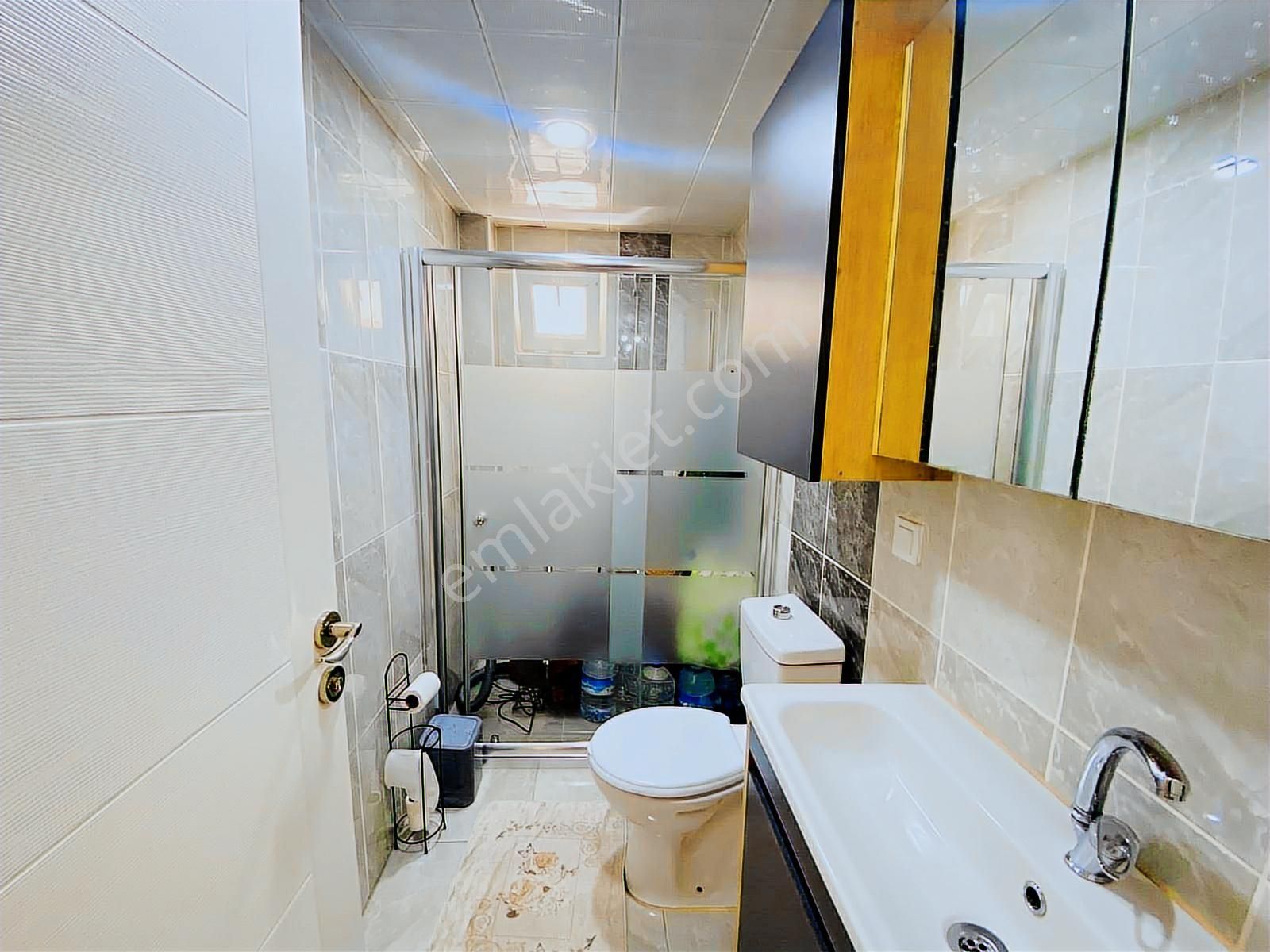 Valentiadan Cadde Üzeri Asansörlü Ful Yapılı 4+1 Satılık Dubleks - Görsel 3