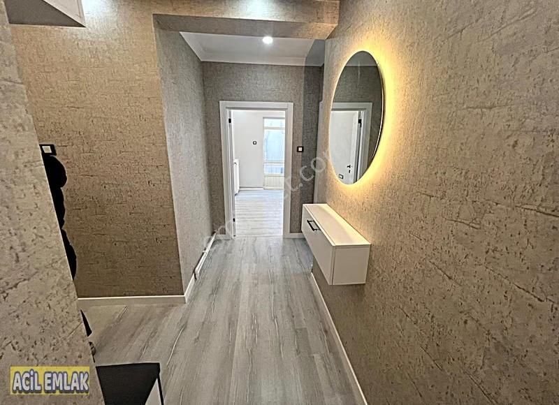 Acil Emlaktan Bayrak Sokakta Bağımsız Mega Lüks Daire - Görsel 5