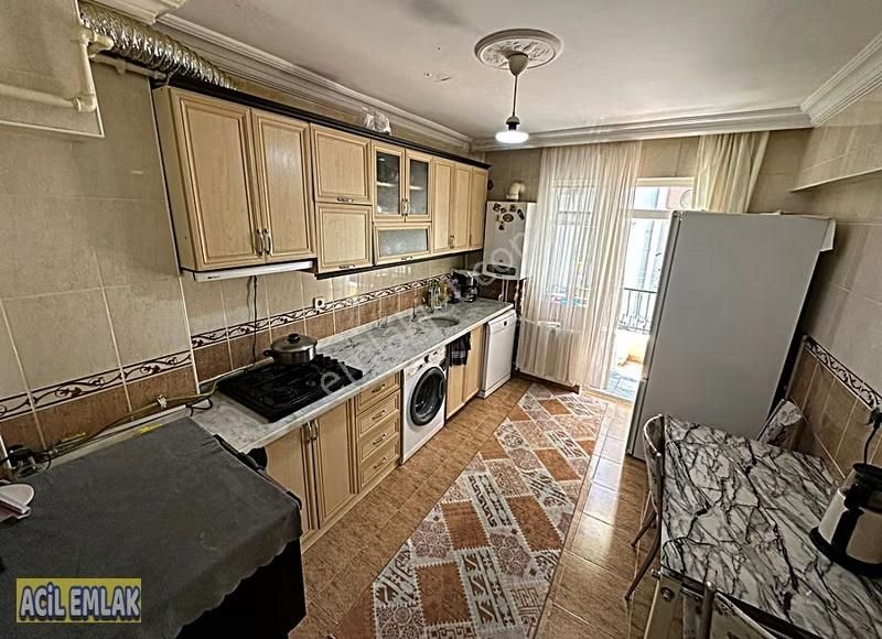 Acil Emlaktan Cadde Yakını 4+1 Satılık Daire - Görsel 13