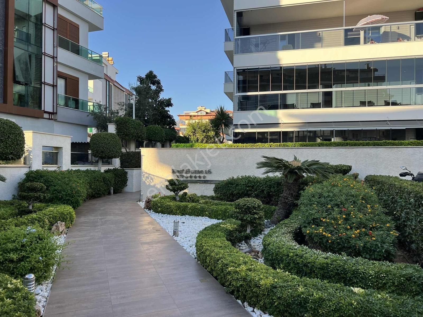 Ultra Lüks Site İçerisinde 2+1 Daire - Görsel 3