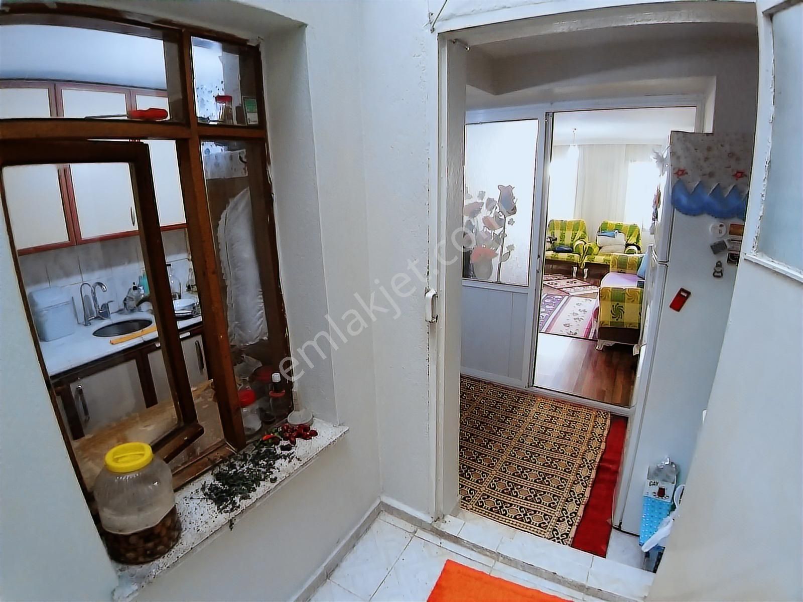 Konak Eşrefpaşa'da//2katlı Hisse Tapulu//80+80=160m2/2katlı3+1ev - Görsel 11