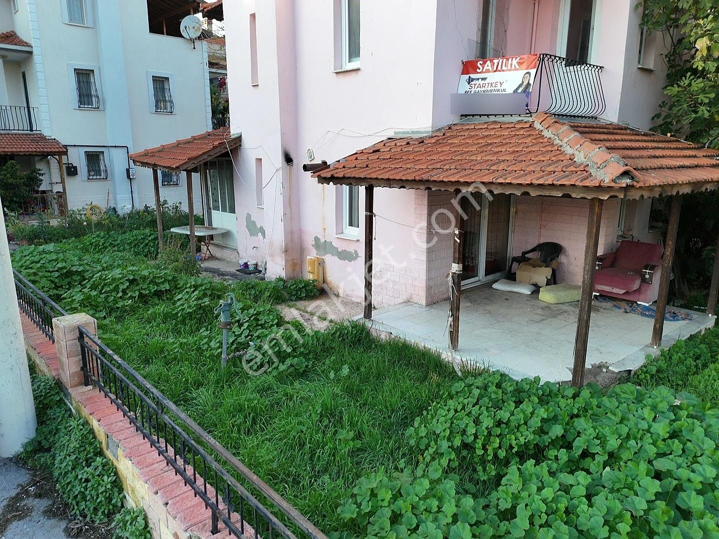 Yenifoça Merkezde Tam Müstakil, Bahçeli Satılık Tripleks Villa - Görsel 6