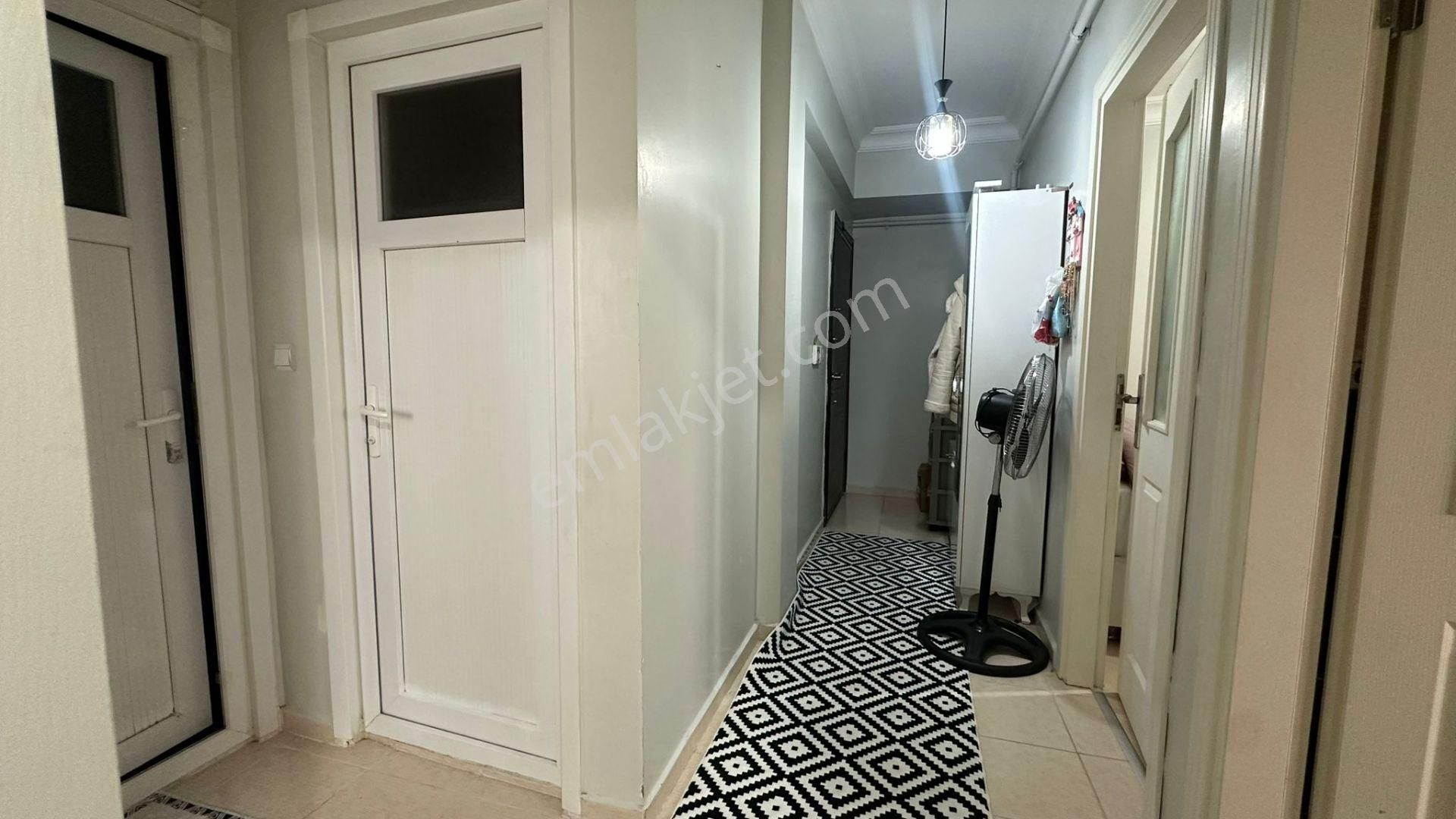 Başokur'dan Esenler Fatih Mh.merkezi Konum Cad. Üstü 2+1 Daire - Görsel 23