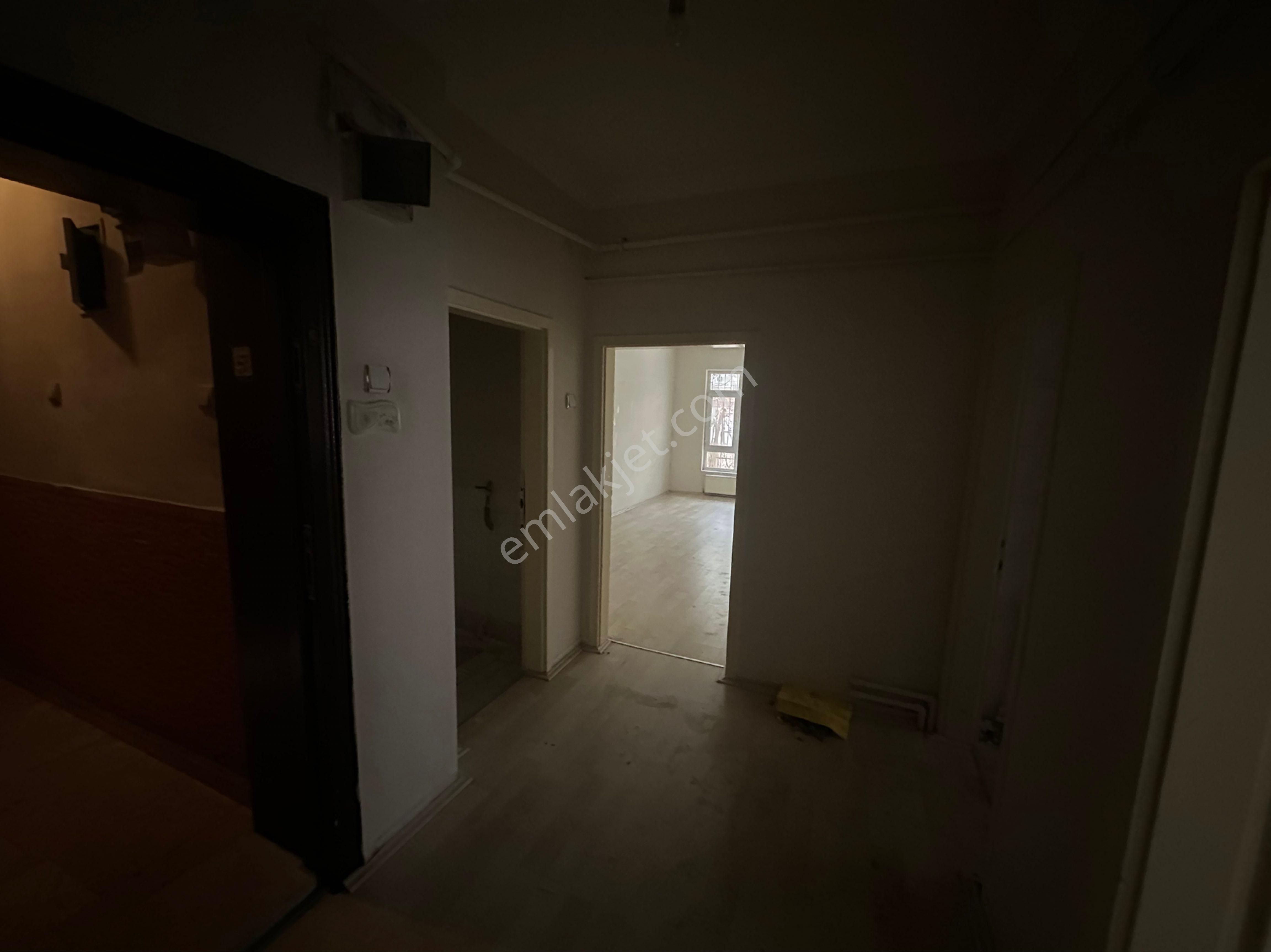 Mecidiye Metrosuna Bir Dakika Mesafede 2+1 Kiralık Daire - Görsel 16