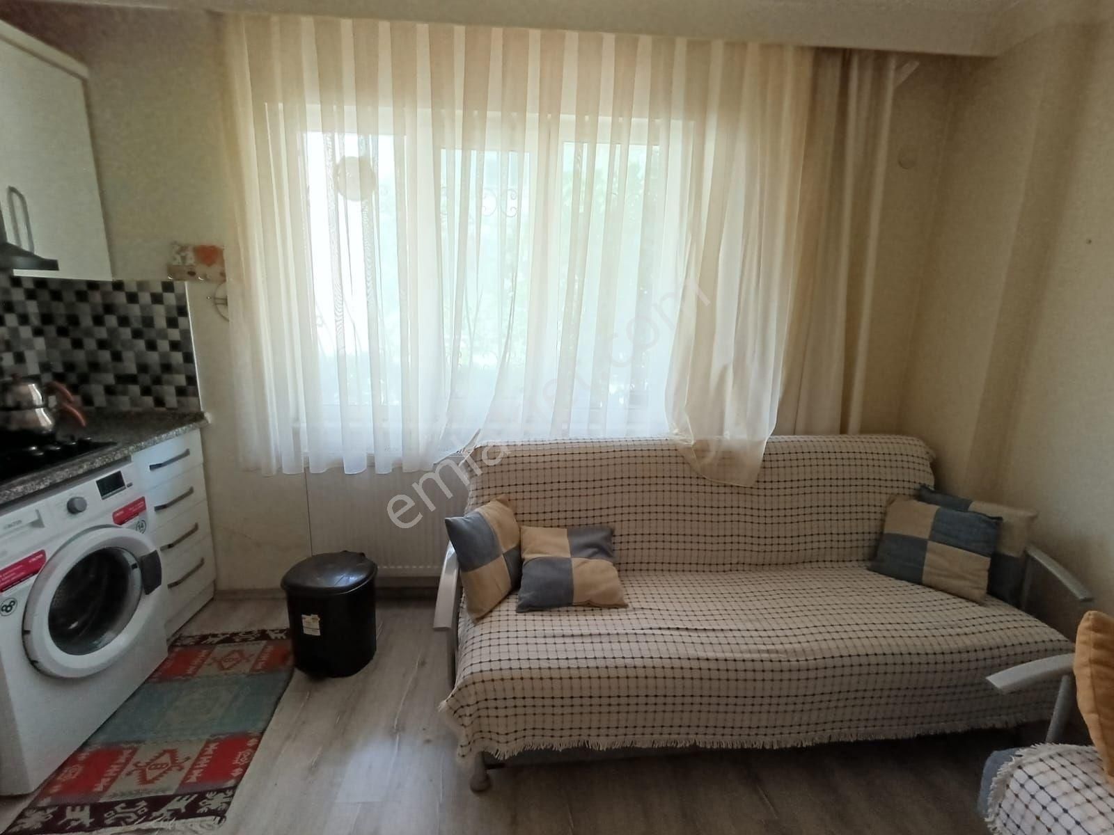 Abonmenlikler Kapalı Yarı Depozito Ve Yarı Komisyonlu Plevne Mh Adliye Yakın 1+1 Eşyalı - Görsel 6