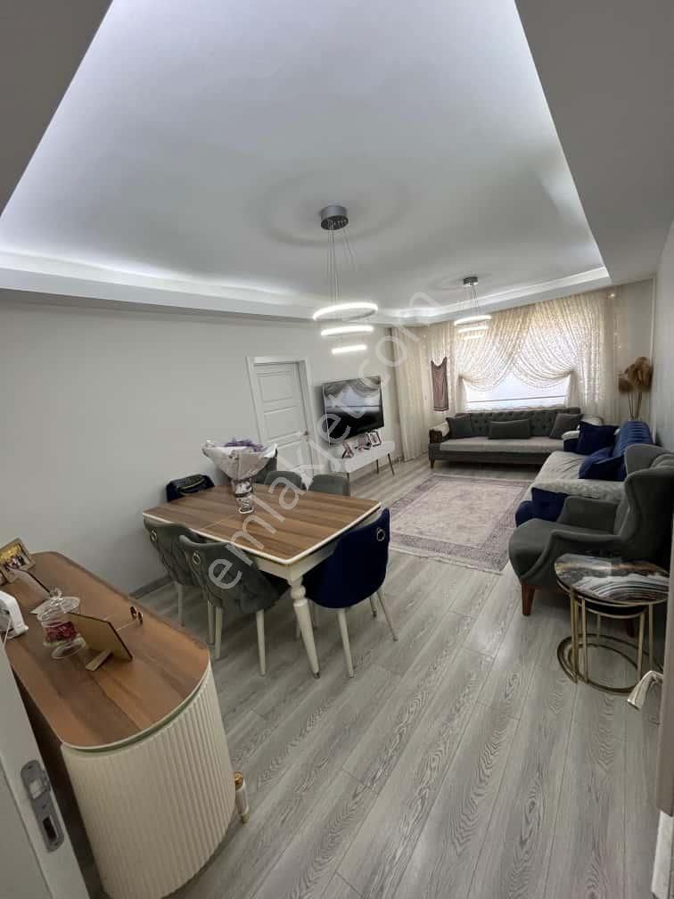 Mareşal Çakmak Mh 3+1 Ara Katta Full Yapılı Daire - Görsel 3