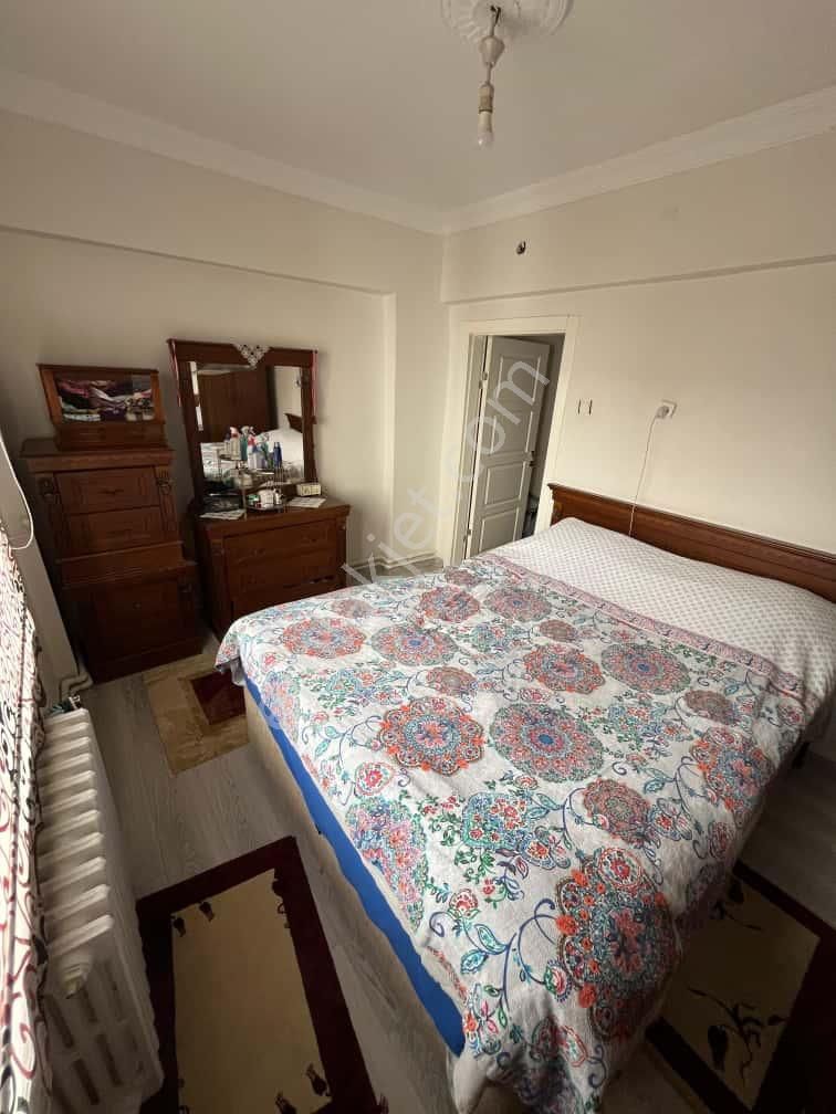 Mareşal Çakmak Mh 3+1 Ara Katta Full Yapılı Daire - Görsel 7