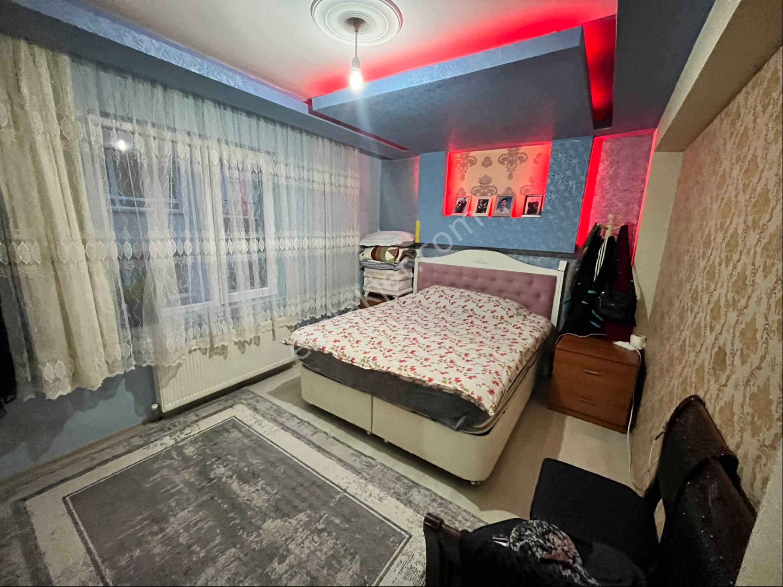 Karapürçek Mahallesinde 4+1 Yüksek Kot Daire - Görsel 18