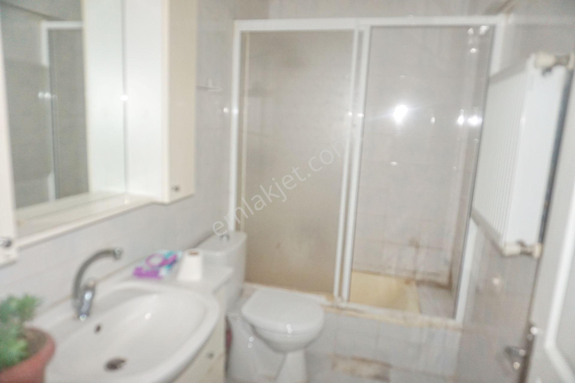 Meral R1708 Yeşilova Mah Salı Pazarı Cad 15m2 Hisseli 3+1 Arakat - Görsel 19