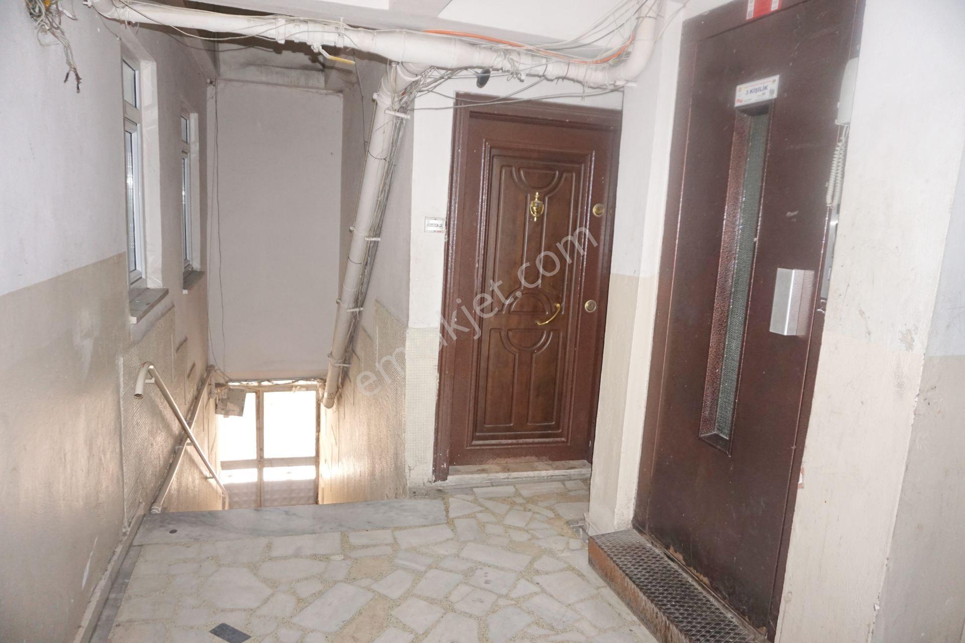 Meral R1708 Yeşilova Mah Salı Pazarı Cad 15m2 Hisseli 3+1 Arakat - Görsel 27