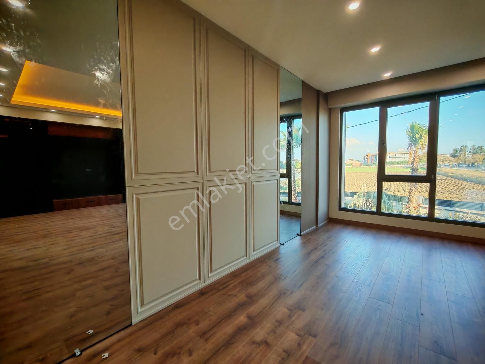 Silivri Cumhuriyet Mh. Lüks Tripleks 3+2, Corner Villa - Görsel 13