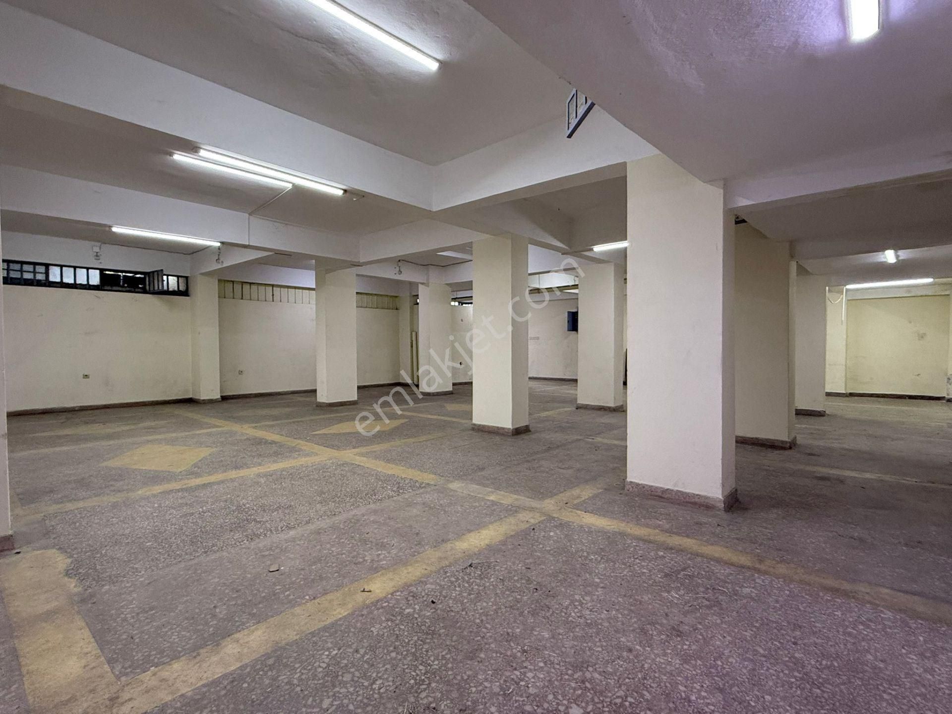 Güneşli Hürriyet Mahallesi Kiralık 200 M2 Depo Dükkan - Görsel 31