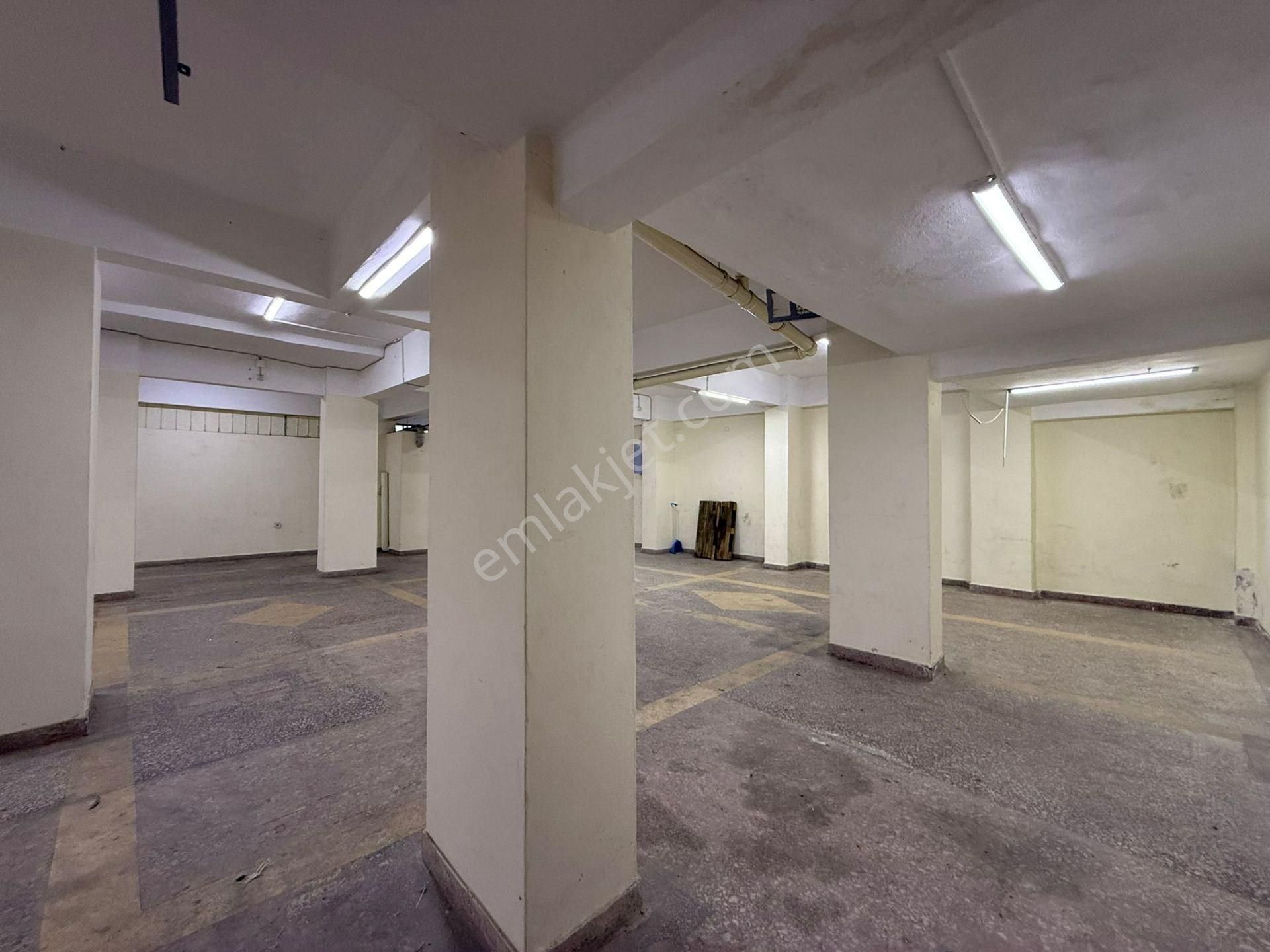 Güneşli Hürriyet Mahallesi Kiralık 200 M2 Depo Dükkan - Görsel 34