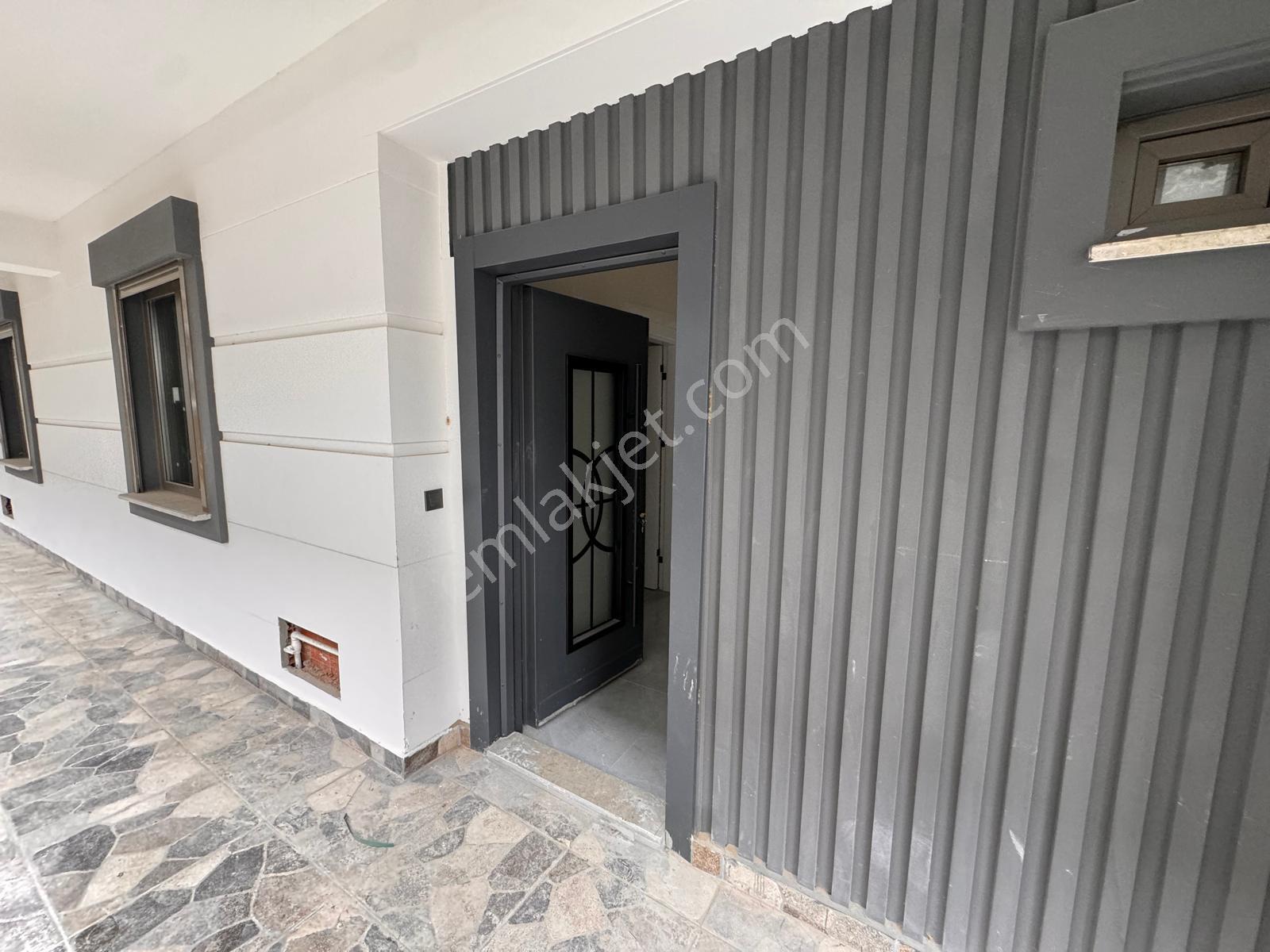 Edremit Çamlıbelde Site İçinde Kapalı Otoparklı 2+1 Daireler