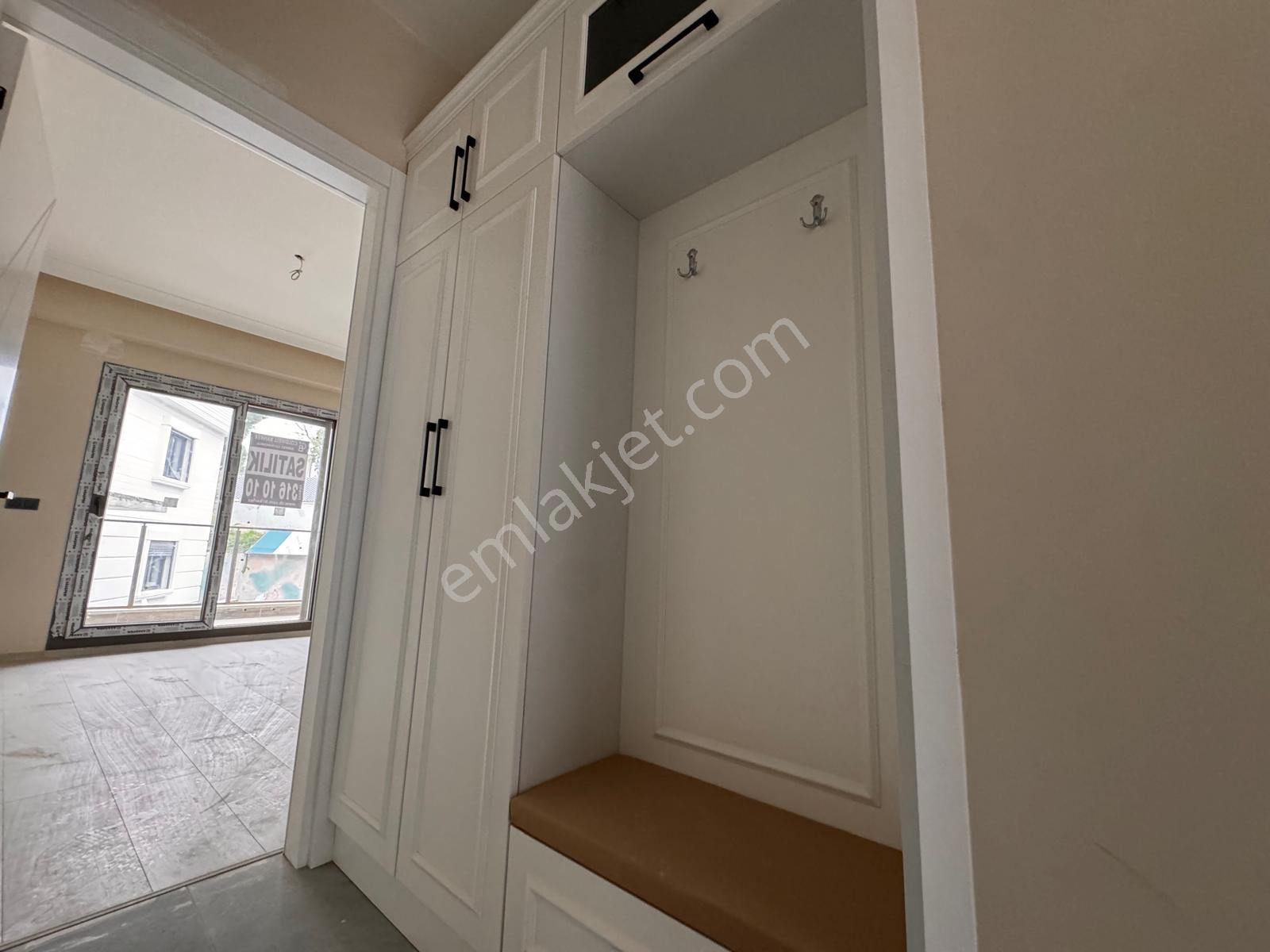Edremit Çamlıbelde Site İçinde Kapalı Otoparklı 2+1 Daireler - Görsel 7