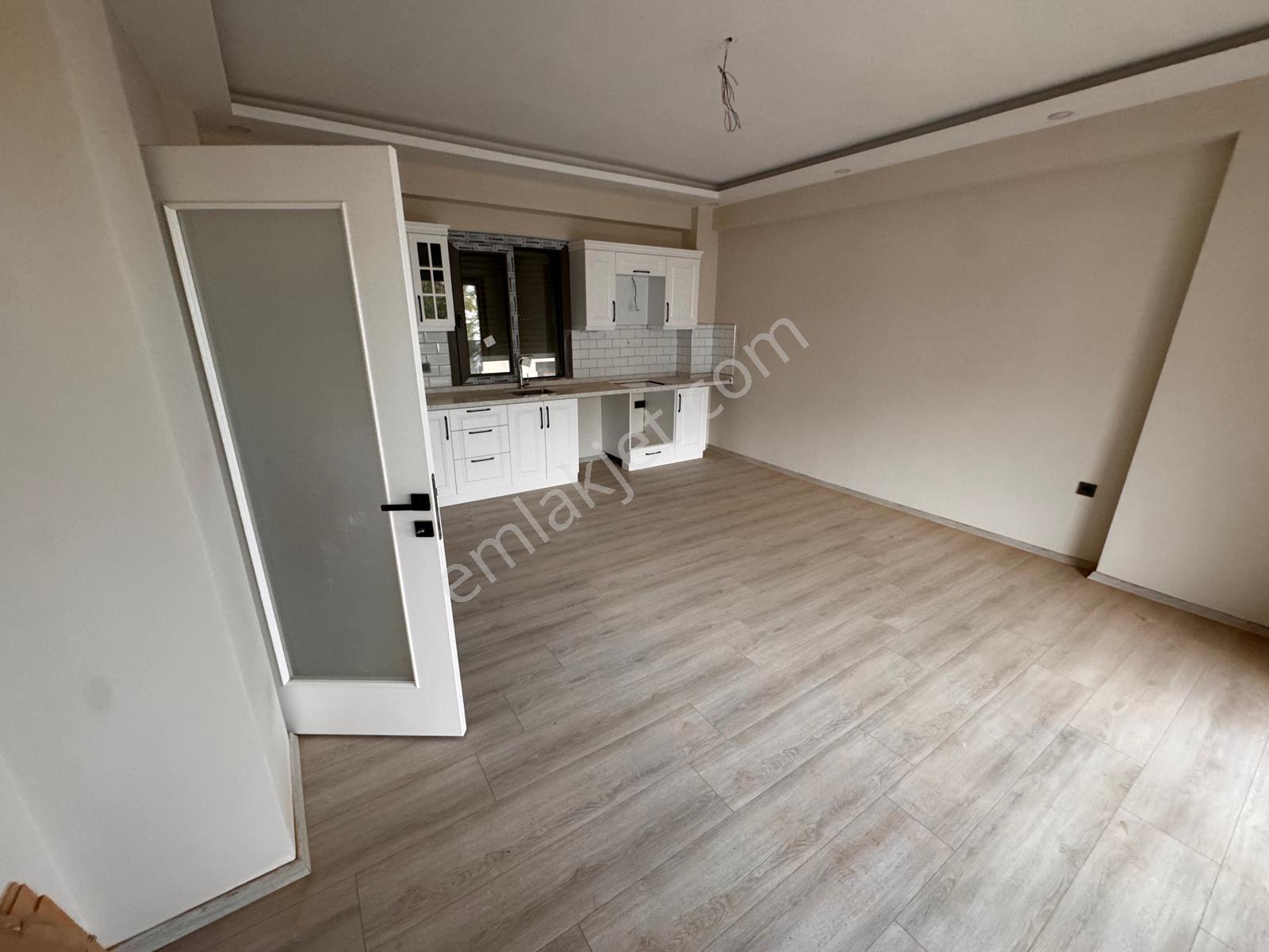 Edremit Çamlıbelde Site İçinde Kapalı Otoparklı 2+1 Daireler - Görsel 19