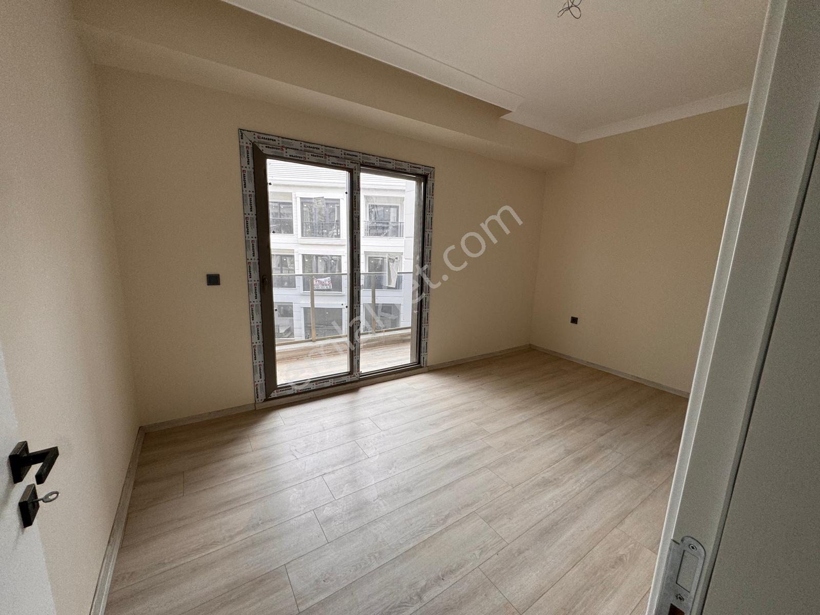 Edremit Çamlıbelde Site İçinde Kapalı Otoparklı 2+1 Daireler - Görsel 11