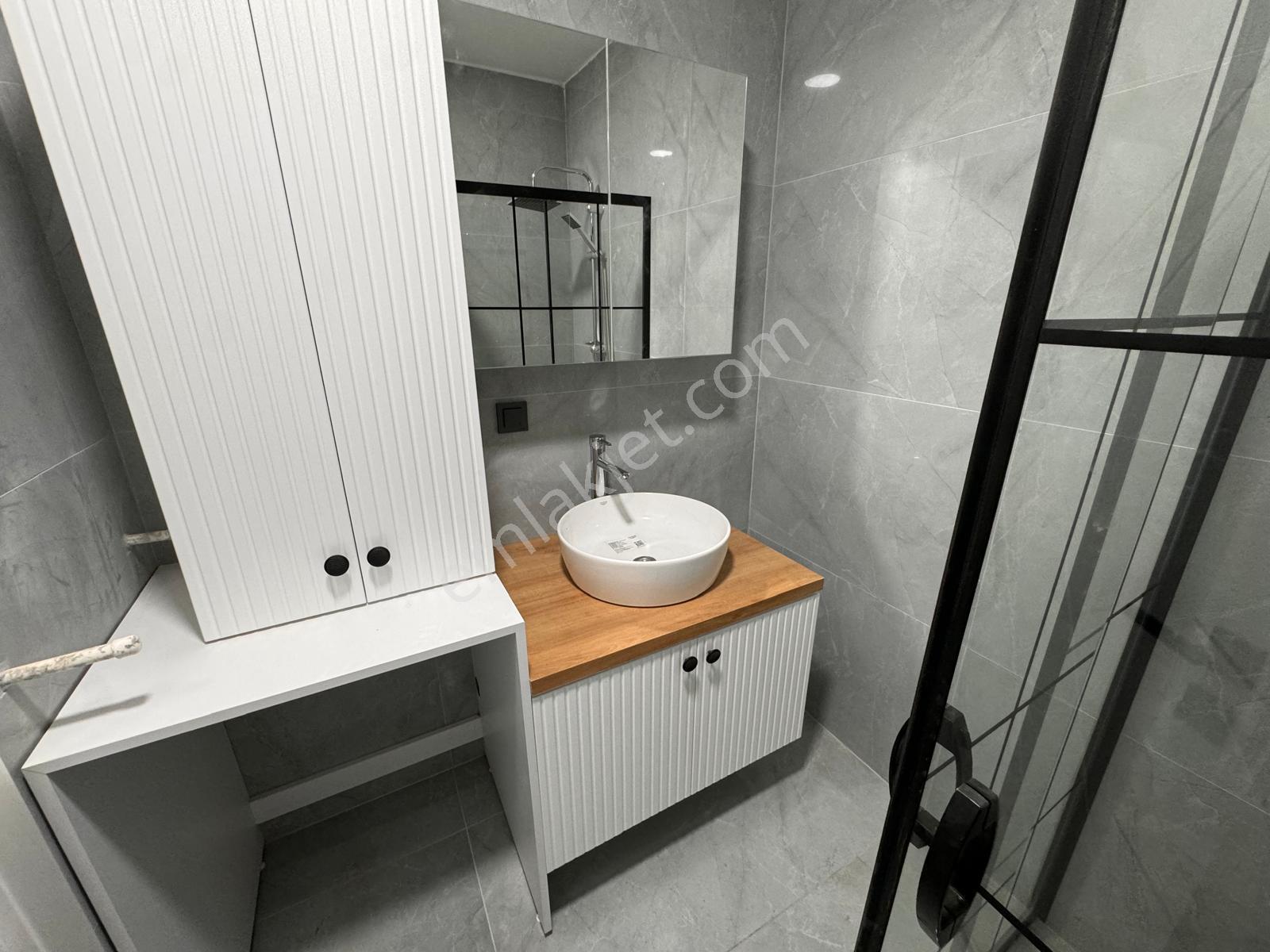 Edremit Çamlıbelde Site İçinde Kapalı Otoparklı 2+1 Daireler - Görsel 12