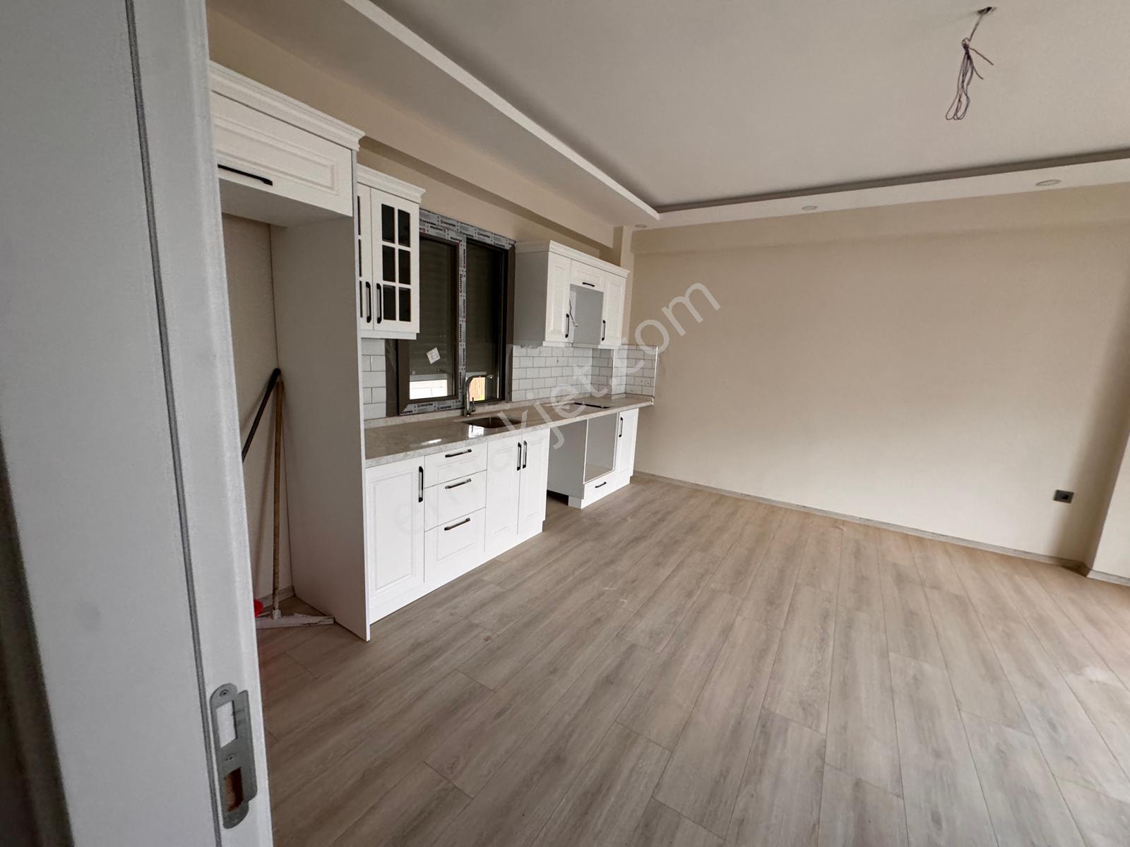 Edremit Çamlıbelde Site İçinde Kapalı Otoparklı 2+1 Daireler - Görsel 6