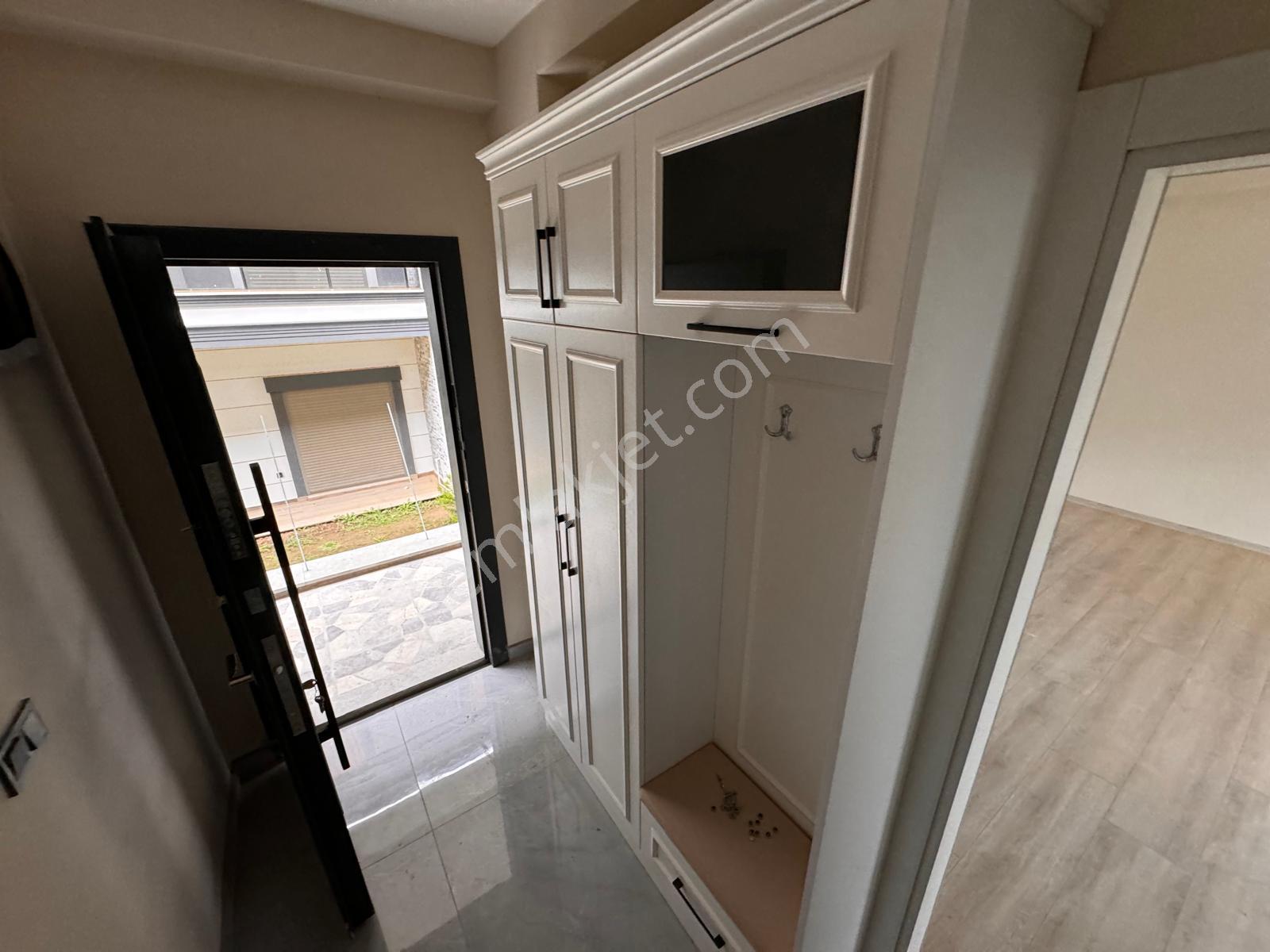 Edremit Çamlıbelde Site İçinde Kapalı Otoparklı 2+1 Daireler - Görsel 5