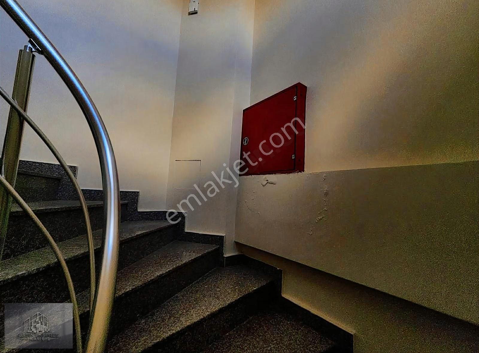 Sulyapıdan Müstakil 350 M2 Komple Kiralik Plaza İskanlı - Görsel 5