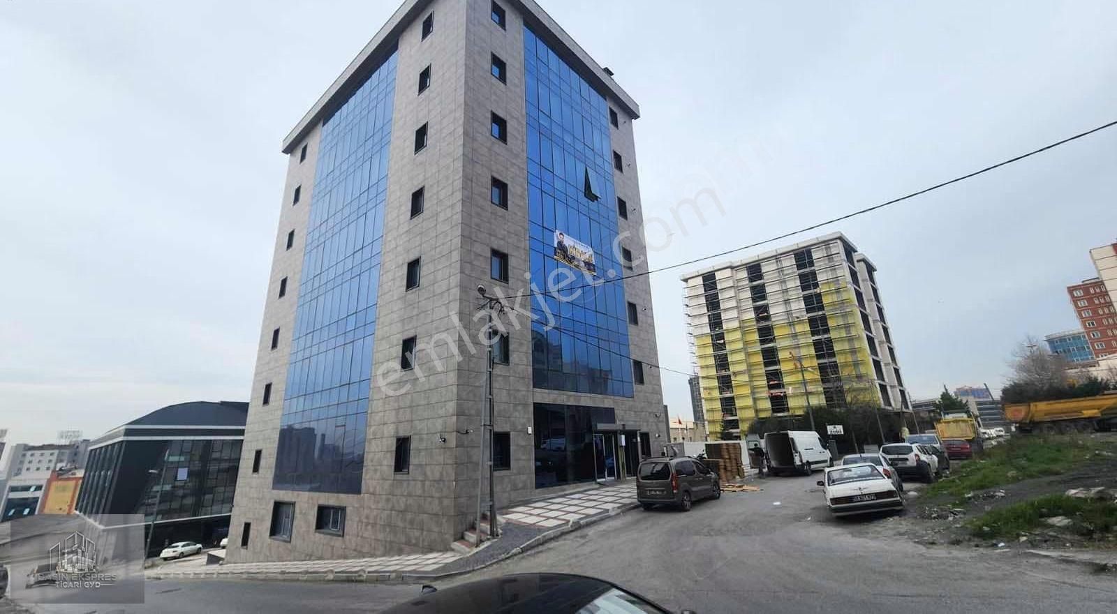 Sulyapıdan İskanlı Plaza Katı Metroya Yakın - Görsel 4