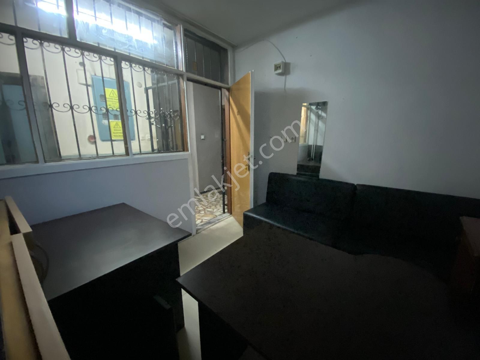 Gaziosmanpaşa Halitpaşa Caddesinde Korallar İş Merkezinde Asansörlü / 20m2/3. Kat/ Satılık Ofis - Görsel 3