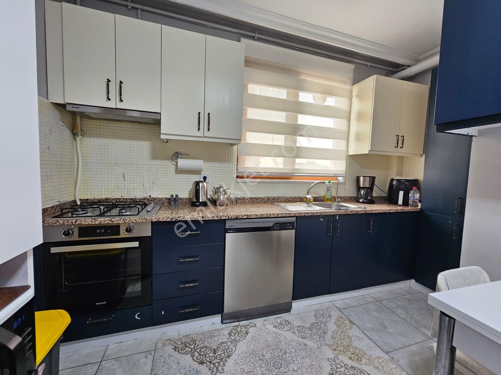 Zümrütevler 8 Yllık Bina Metroya 10dk Geniş Teraslı 4+2 Dubleks - Görsel 5