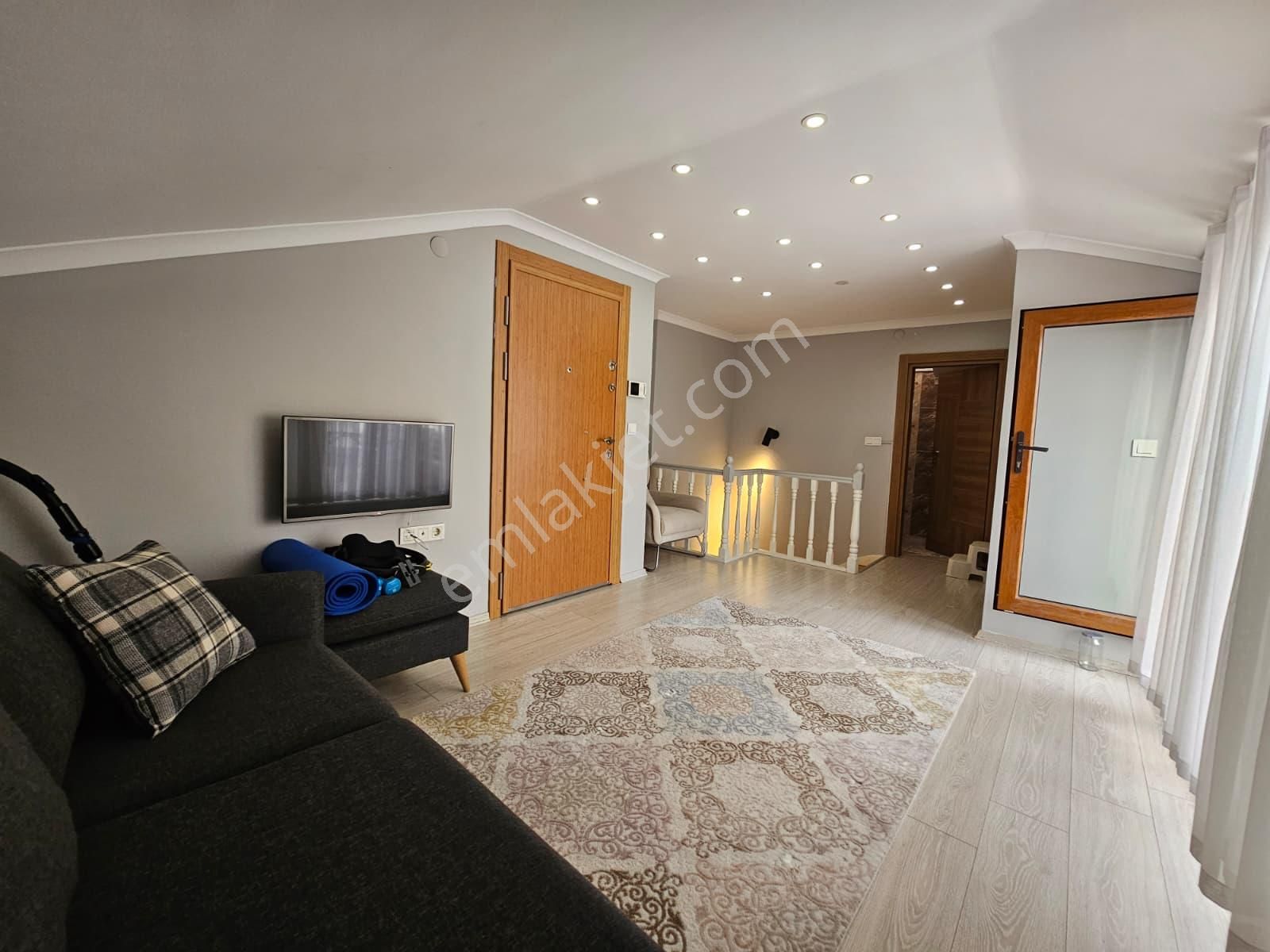 Zümrütevler 8 Yllık Bina Metroya 10dk Geniş Teraslı 4+2 Dubleks - Görsel 24