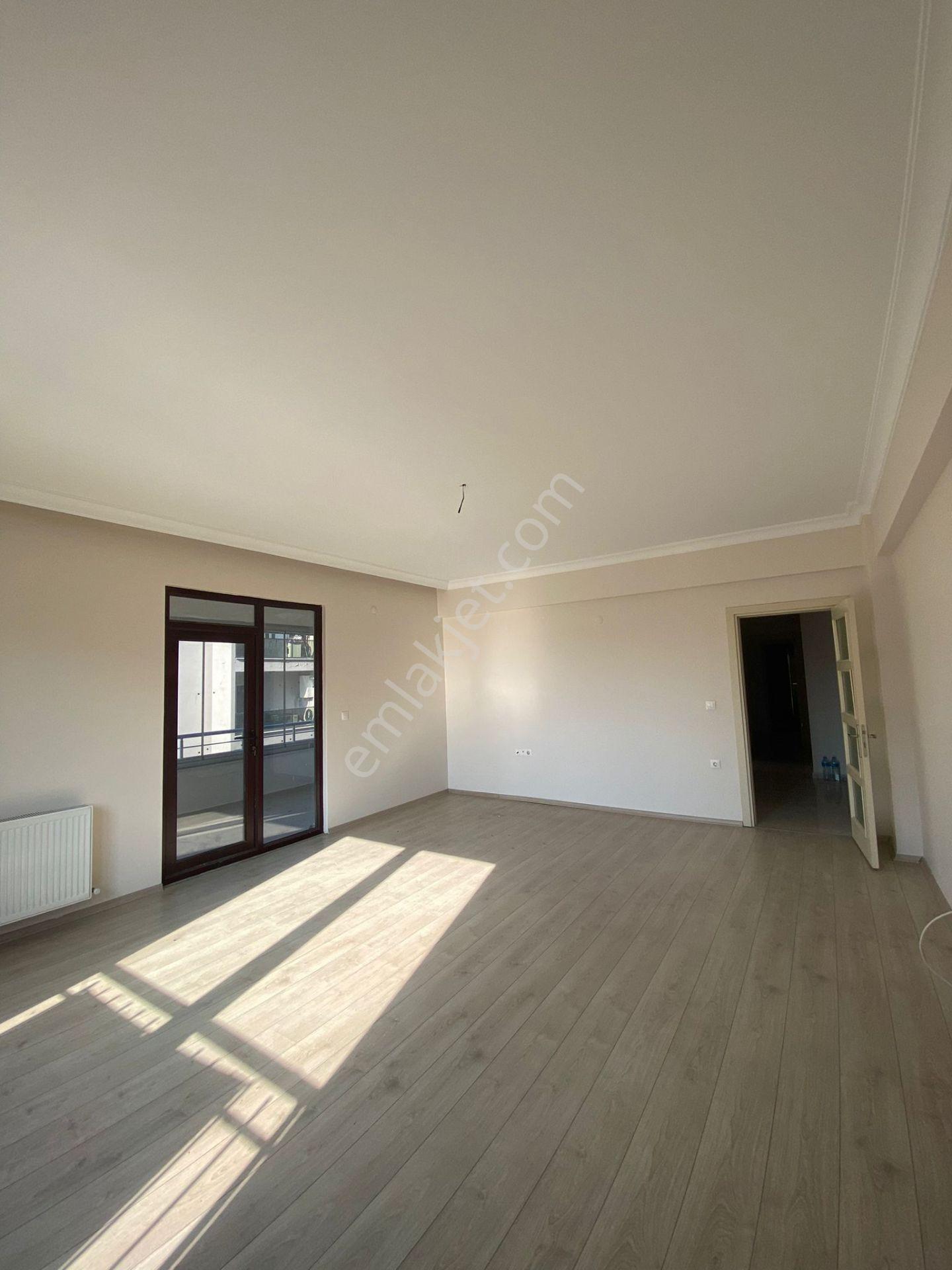 Artı'dan Özlüce Bulvara Cephe Geniş 3+1 Kiralık Daire - Görsel 3