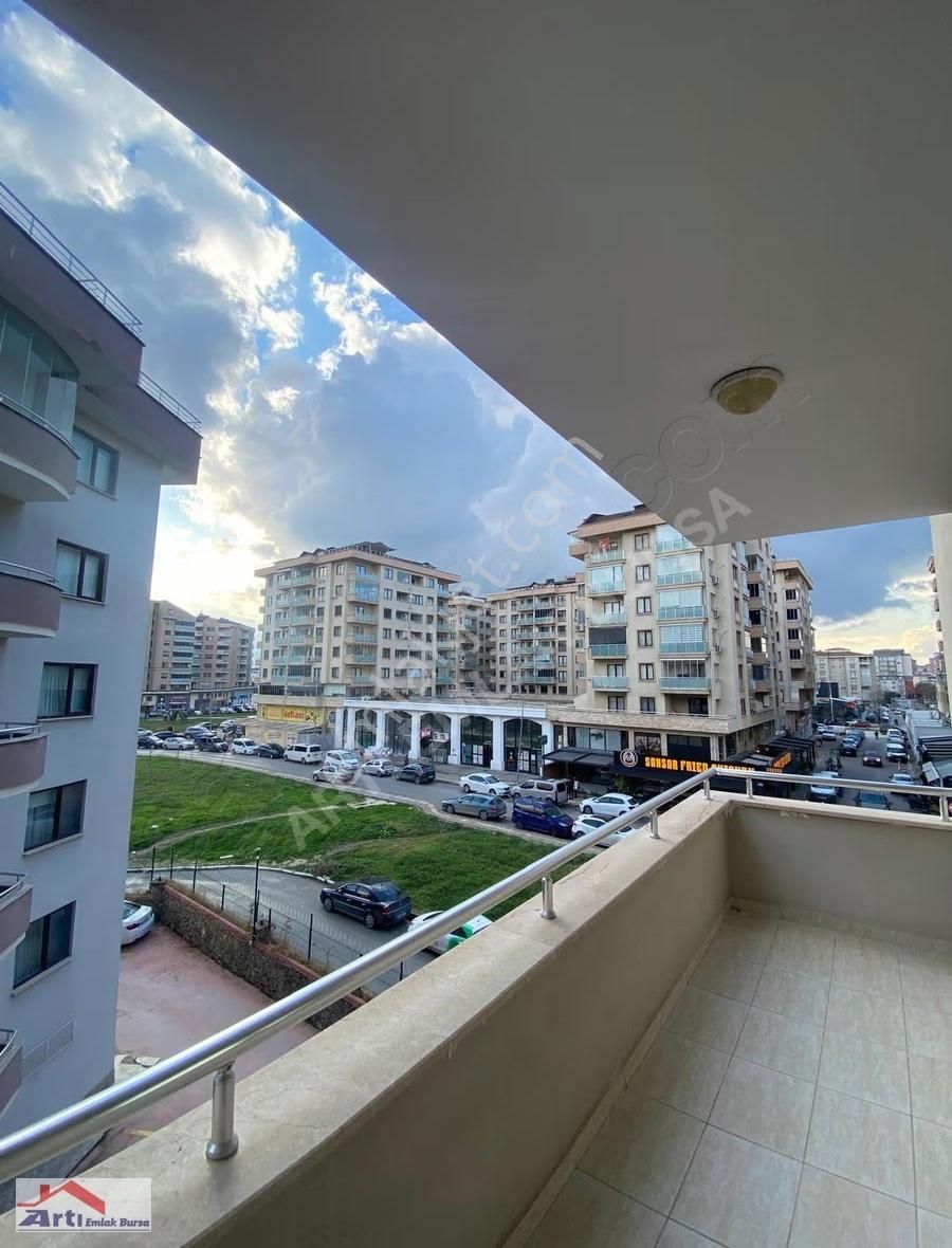 Artı'dan Özlüce'de 3+1 Kiralık Temiz Havuzlu Daire - Görsel 18
