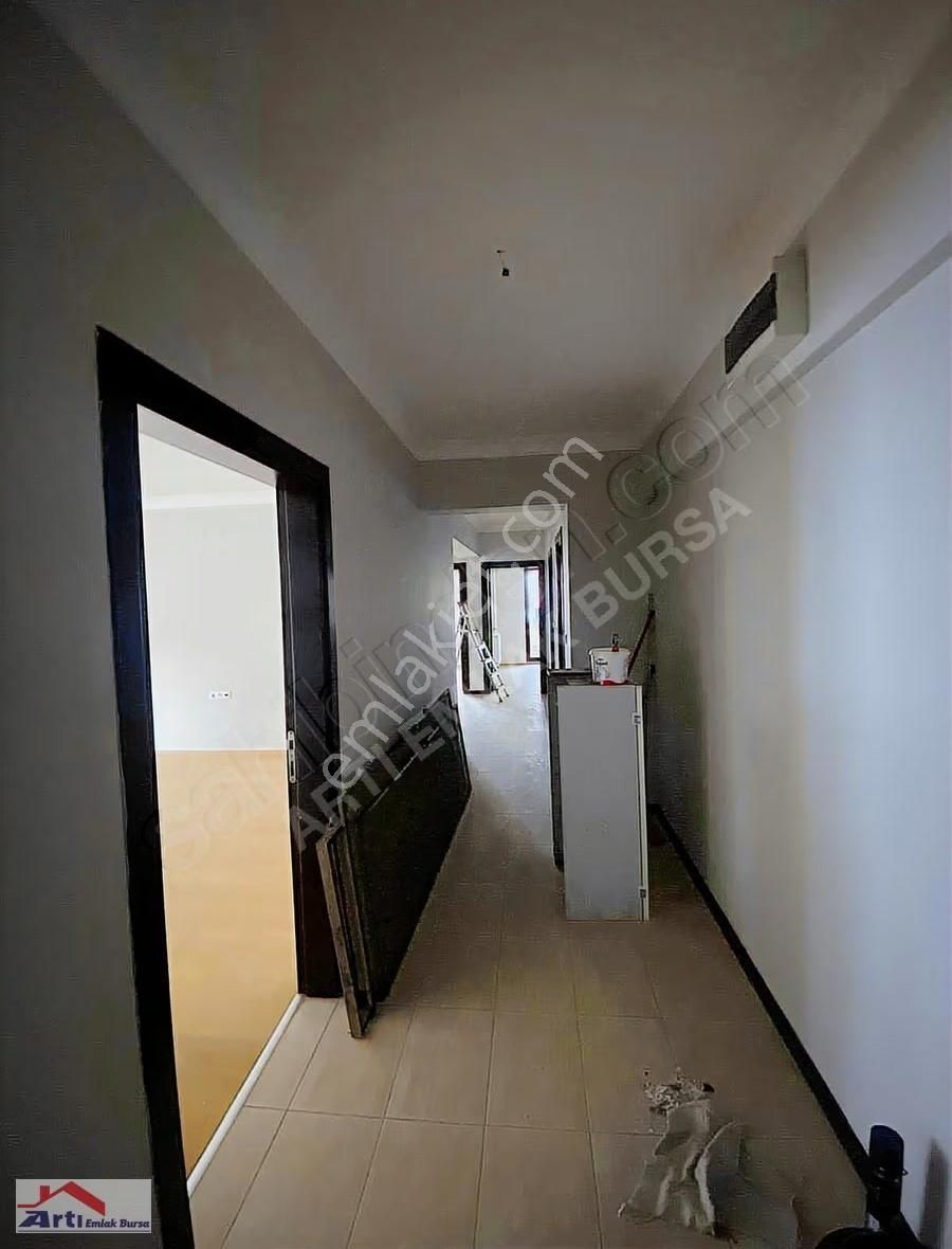 Artı'dan Özlüce'de 3+1 Kiralık Temiz Havuzlu Daire - Görsel 10