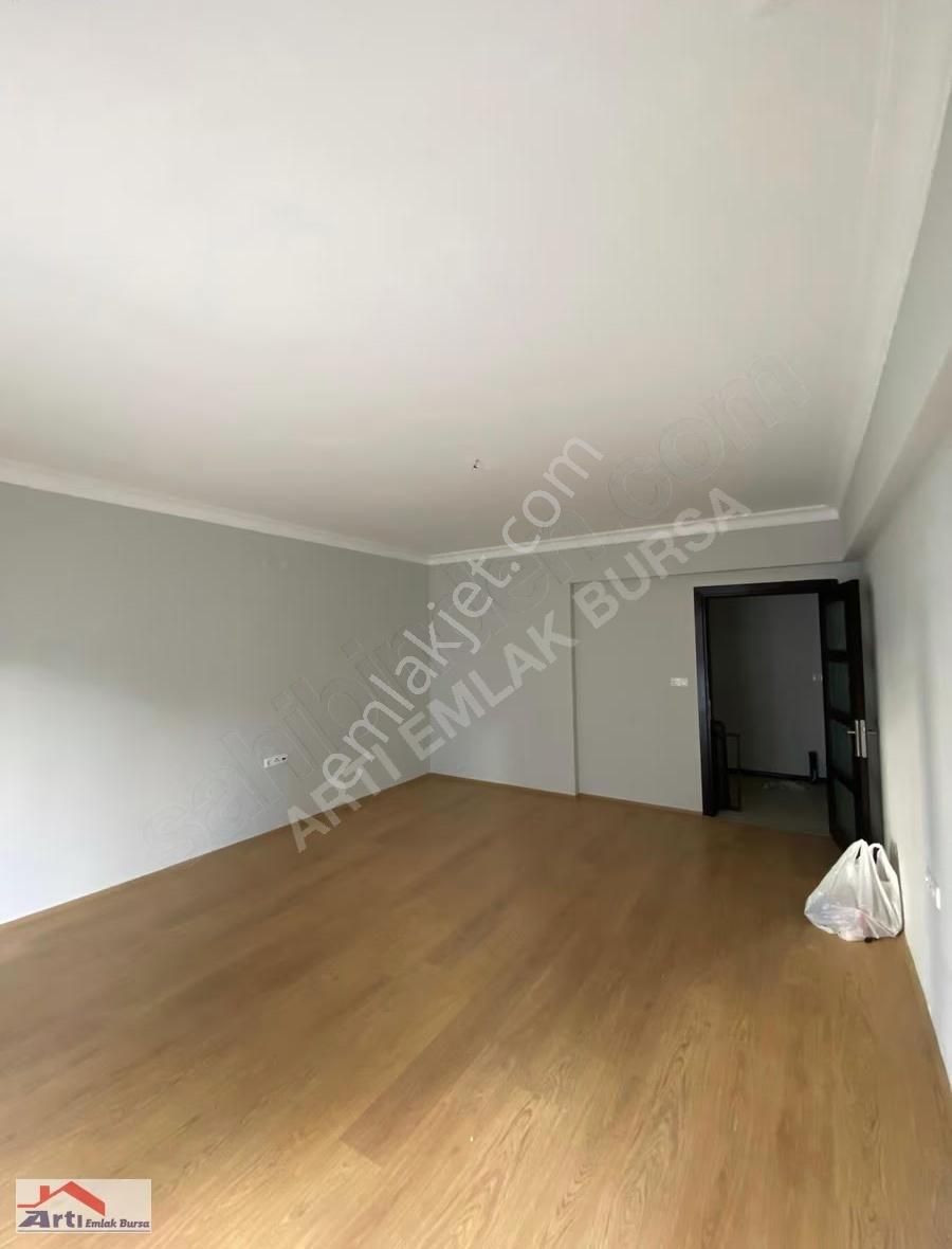 Artı'dan Özlüce'de 3+1 Kiralık Temiz Havuzlu Daire - Görsel 21