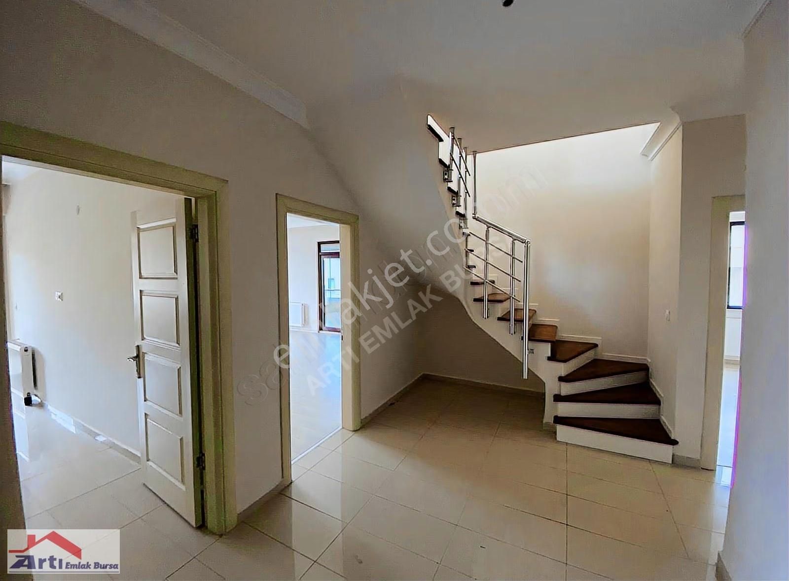 Artı'dan Özlüce Bulvar Üzerinde 4+1 Geniş Dubleks Daire