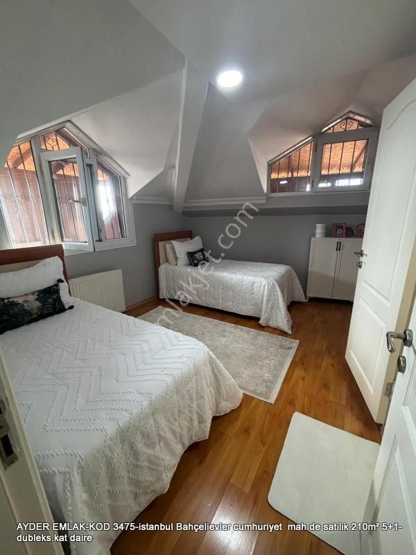 İstanbul Bahçelievler Cumhuriyet Mah De Satılık 210m² 5+1- Dubleks.kat Daire - Görsel 8