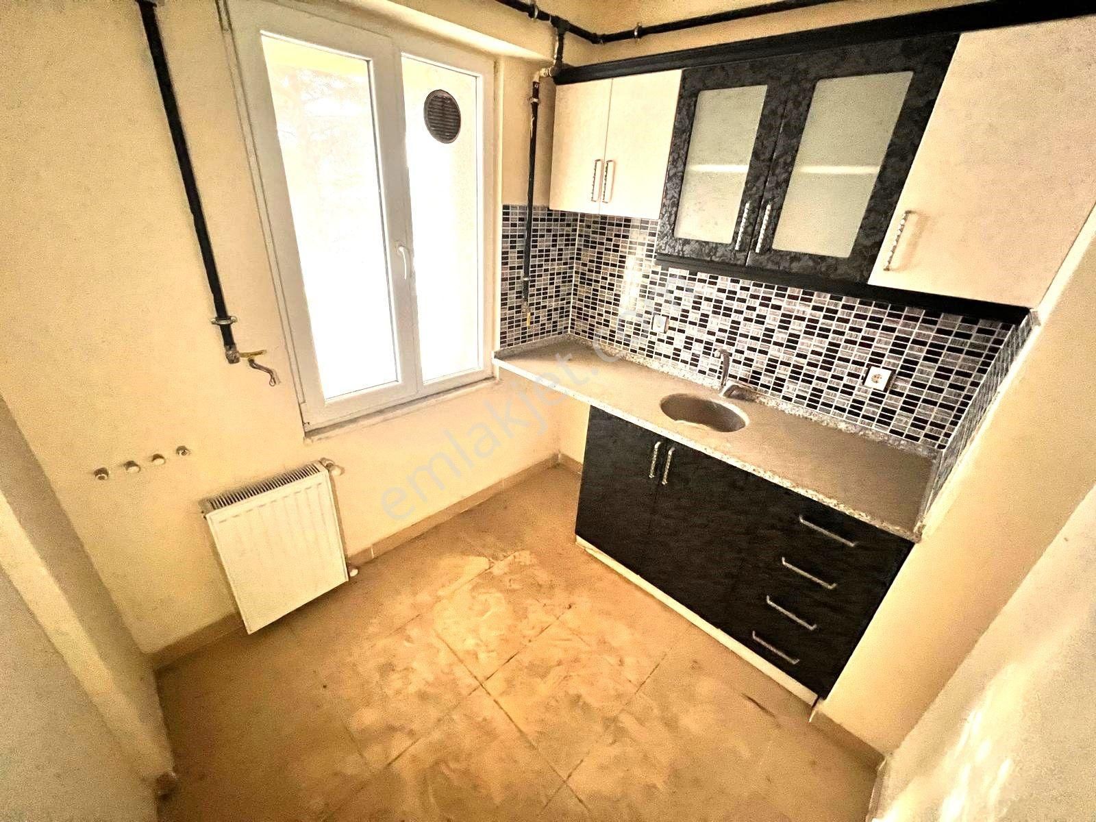 Seba'da Tevfikbey Mh 2+1 75m2 İskanlı Uygun Fiyatlı Yüksek Giriş - Görsel 15