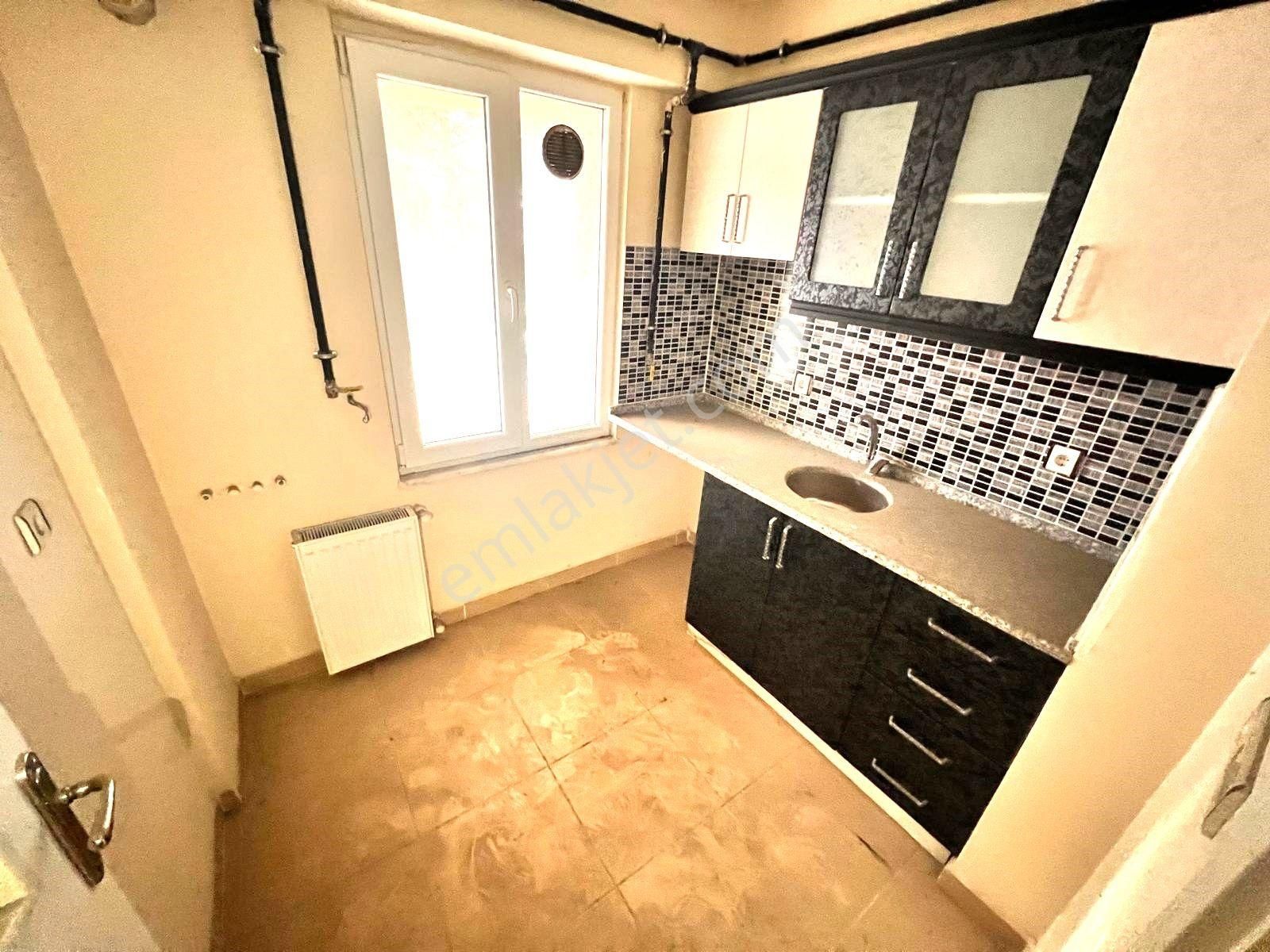 Seba'da Tevfikbey Mh 2+1 75m2 İskanlı Uygun Fiyatlı Yüksek Giriş - Görsel 17