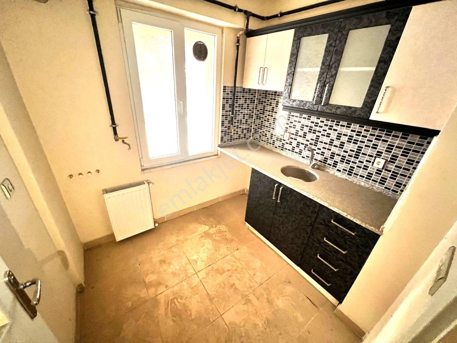 Seba'da Tevfikbey Mh 2+1 75m2 İskanlı Uygun Fiyatlı Yüksek Giriş - Görsel 16