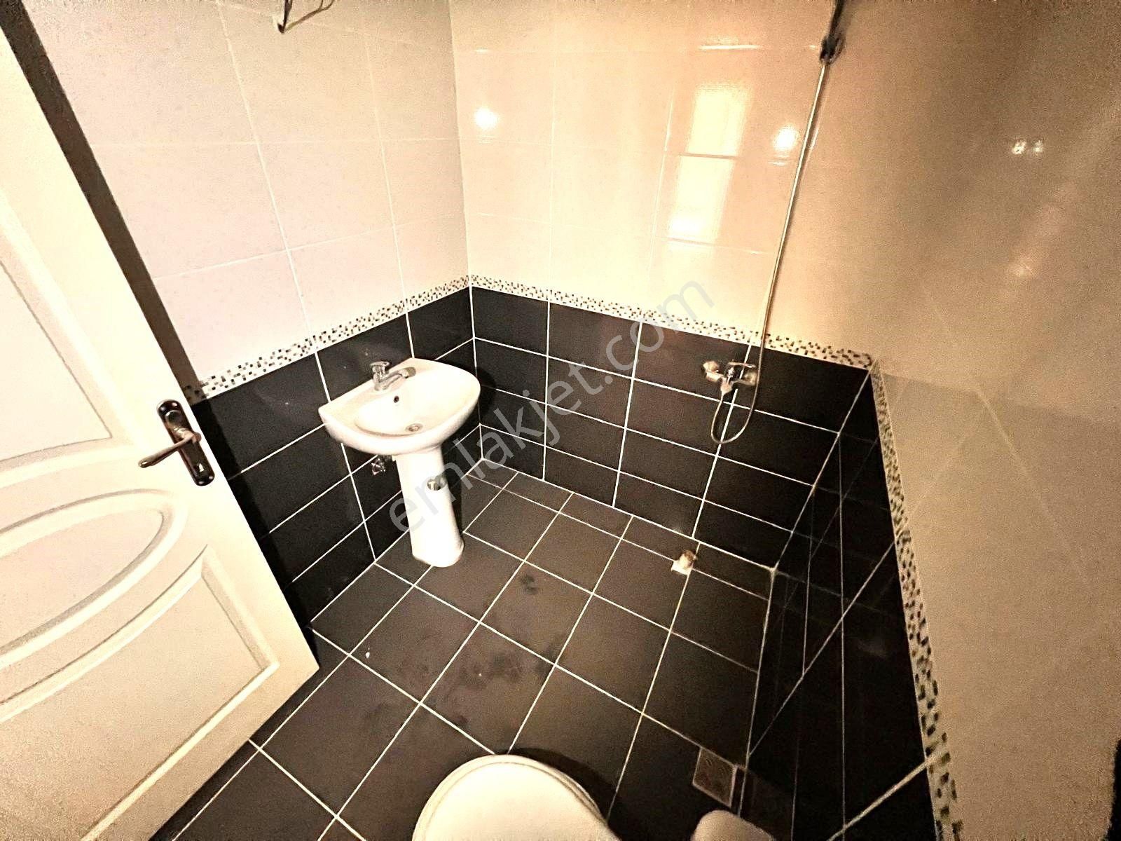 Seba'da Tevfikbey Mh 2+1 75m2 İskanlı Uygun Fiyatlı Yüksek Giriş - Görsel 23