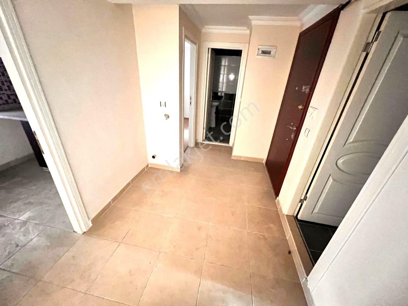 Seba'da Tevfikbey Mh 2+1 75m2 İskanlı Uygun Fiyatlı Yüksek Giriş - Görsel 24