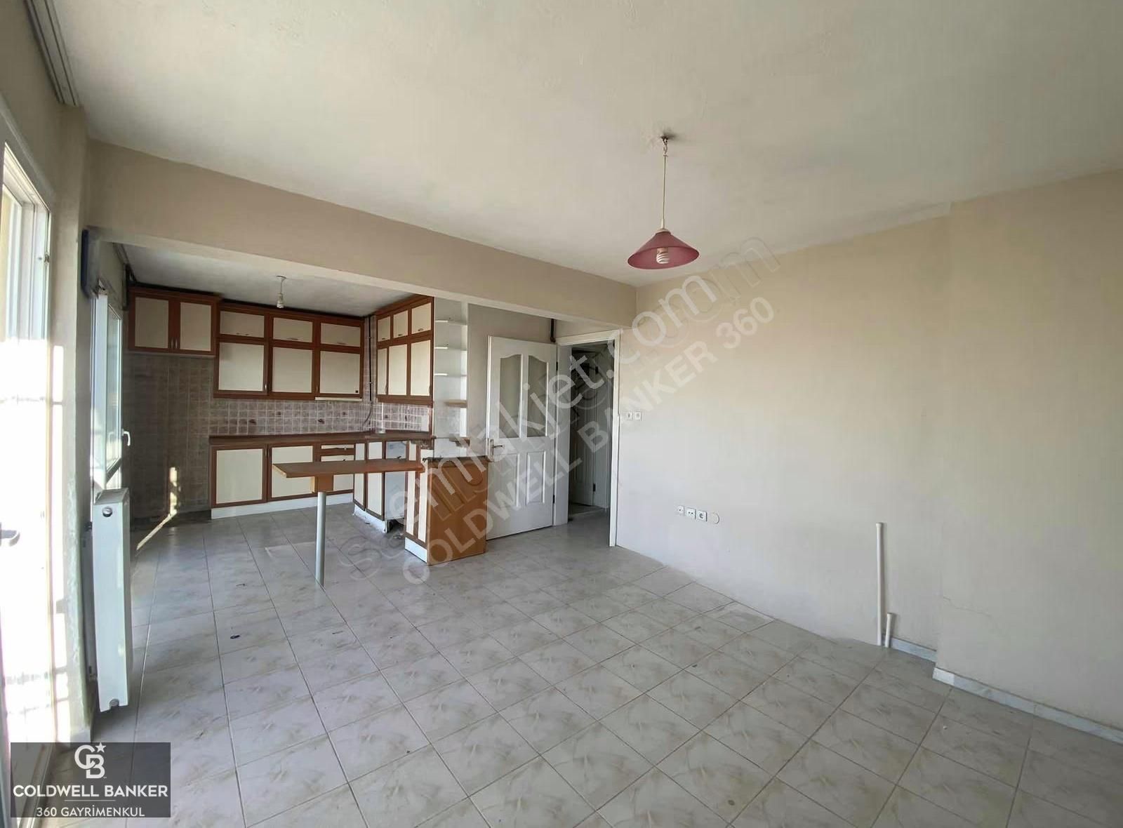 Atatürk Mahallesinde Deniz Manzaralı Kiralık 3+1 Ferah Daire - Görsel 15