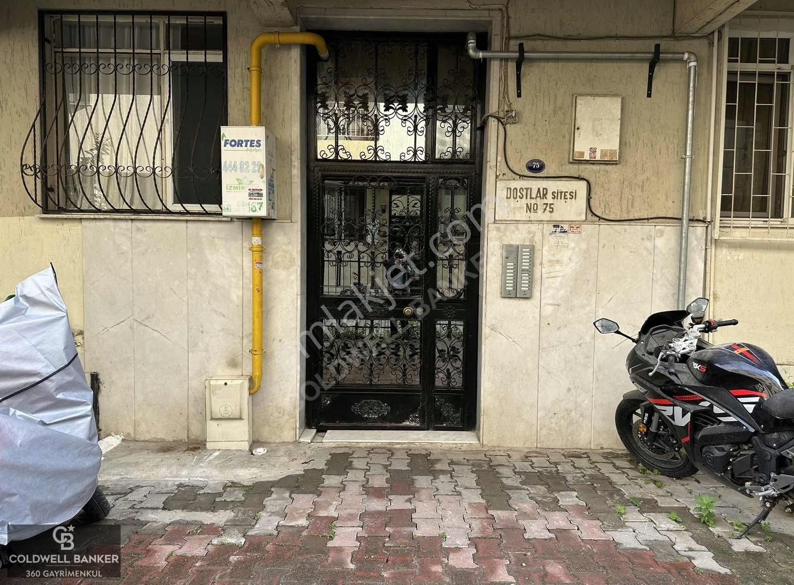 Karşıyaka Bahçelievlerde Site İçerisinde Geniş 3+1 Satılık Daire - Görsel 29