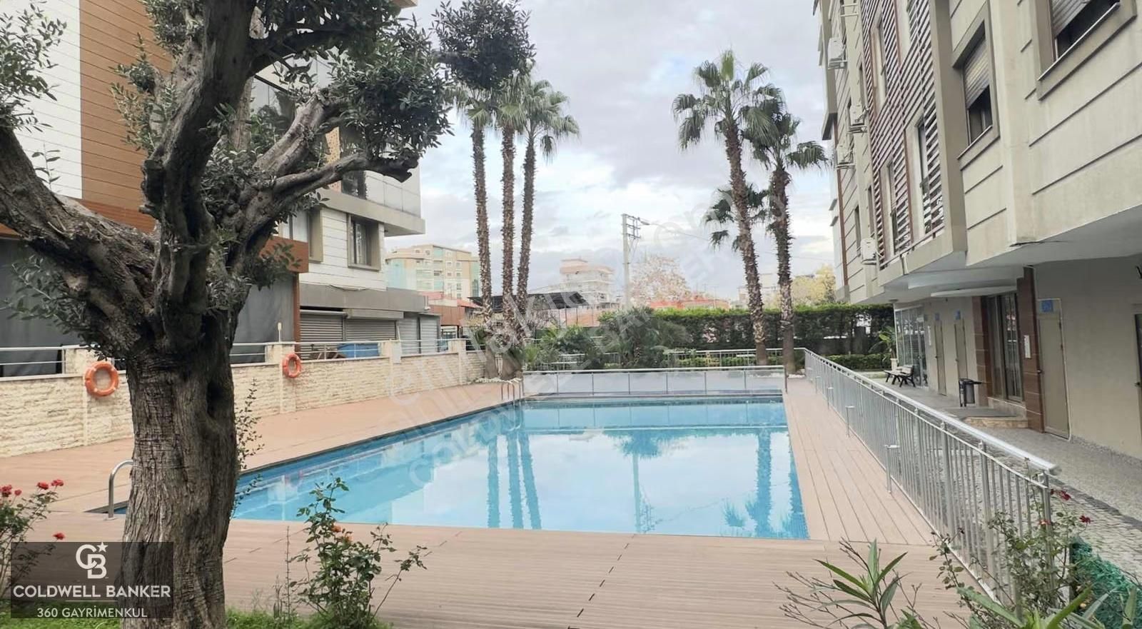 İzmir Mavişehir Havuzlu Güvenlikli Site'de Satılık 1+1 Şık Daire - Görsel 11