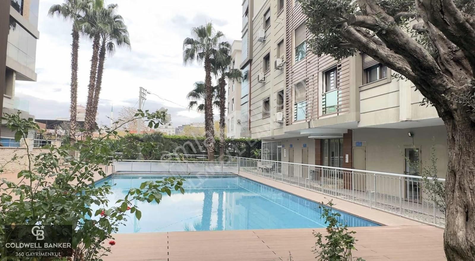 İzmir Mavişehir Havuzlu Güvenlikli Site'de Satılık 1+1 Şık Daire - Görsel 31