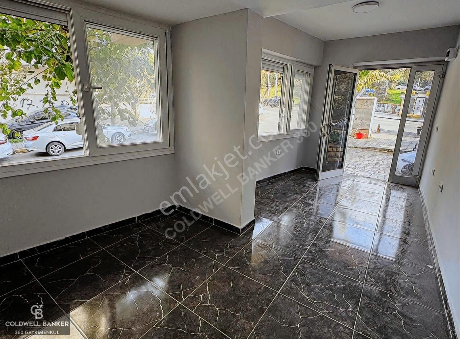 İnönü Cad. Üzeri Köşe Boş Kiralık Dükkan - Görsel 3