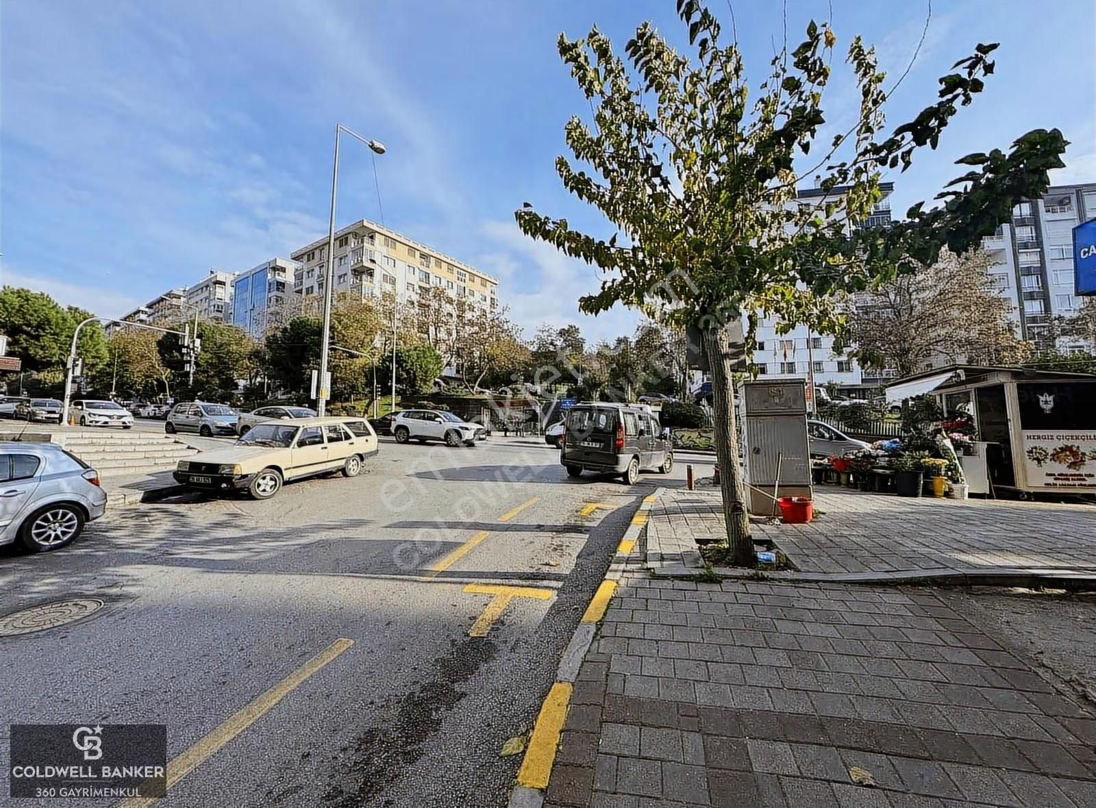 İnönü Cad. Üzeri Köşe Boş Kiralık Dükkan - Görsel 2