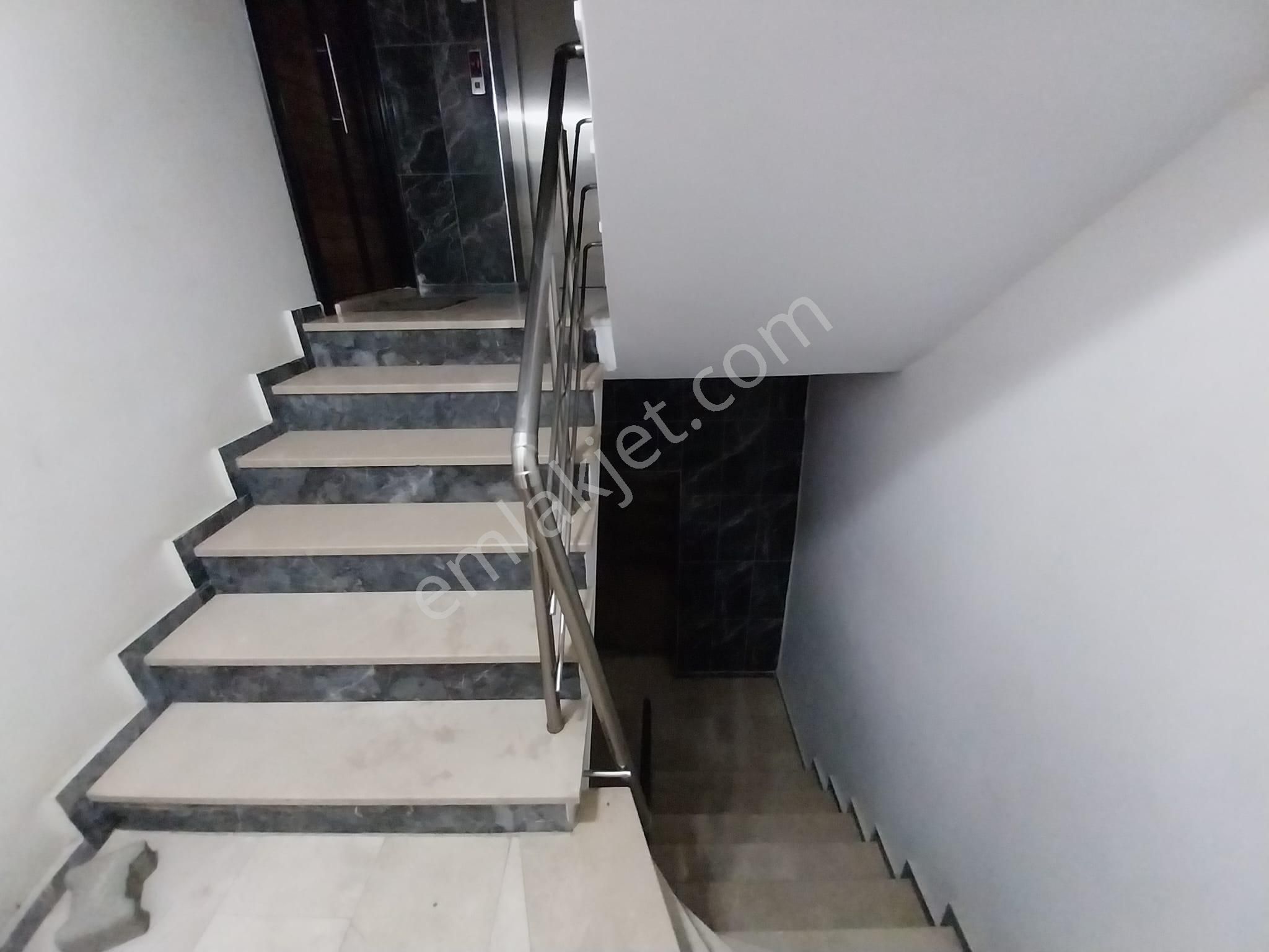 Tuzla İçmelerde Yüksek Giriş 2+1 Kiralık Daire - Görsel 11